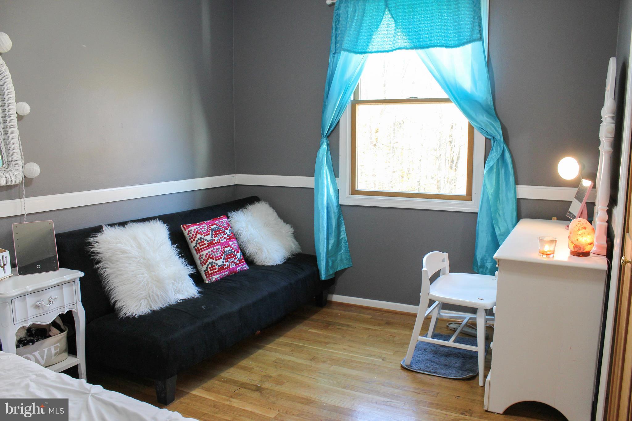 LAKE BRADDOCK - Residential