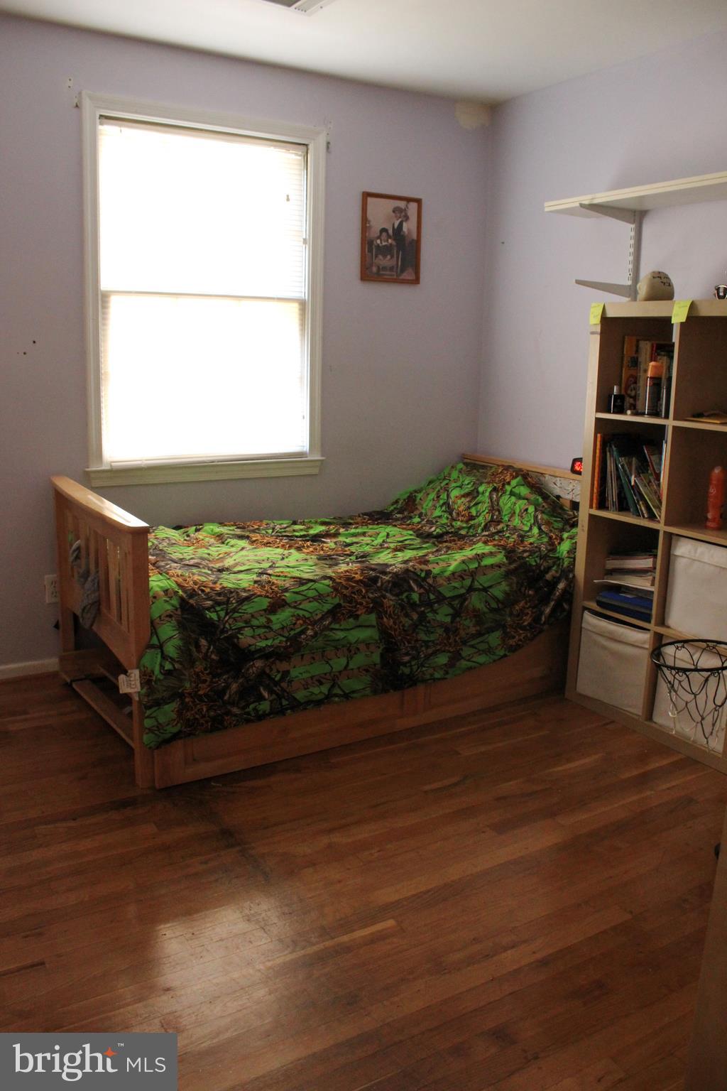 LAKE BRADDOCK - Residential