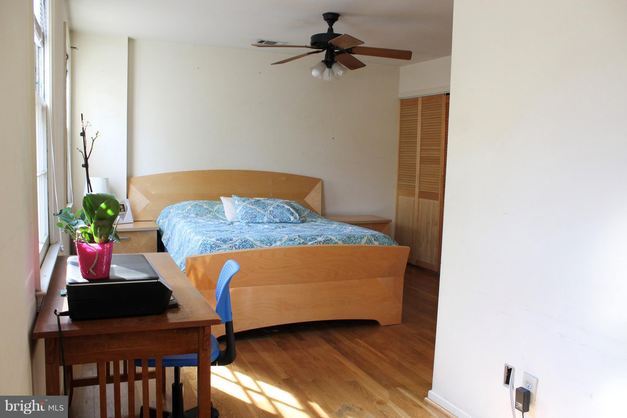 LAKE BRADDOCK - Residential