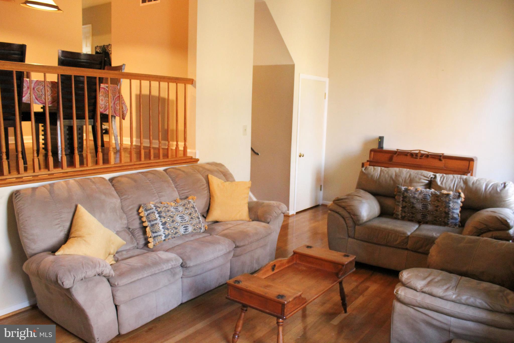 LAKE BRADDOCK - Residential