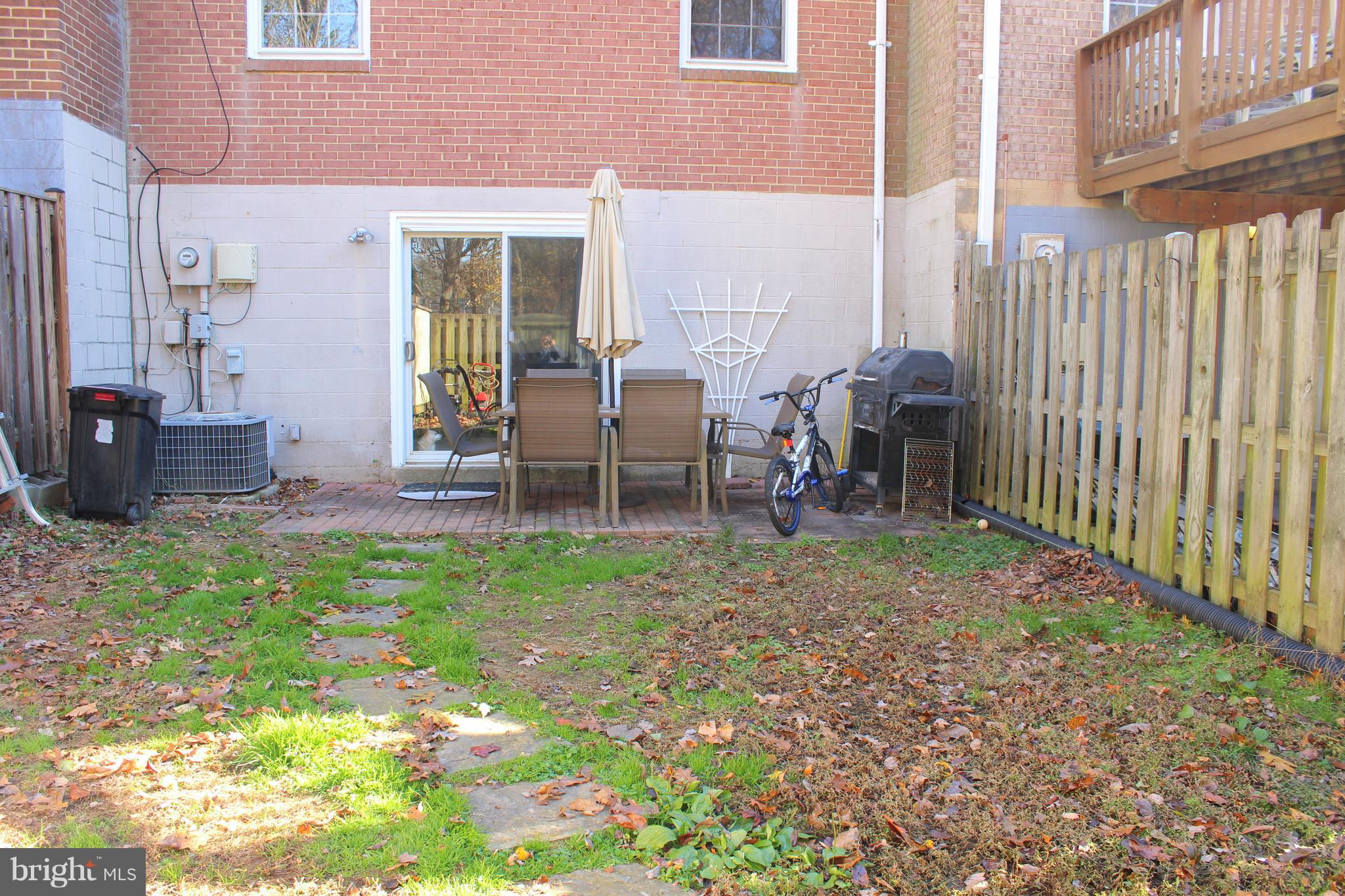 LAKE BRADDOCK - Residential