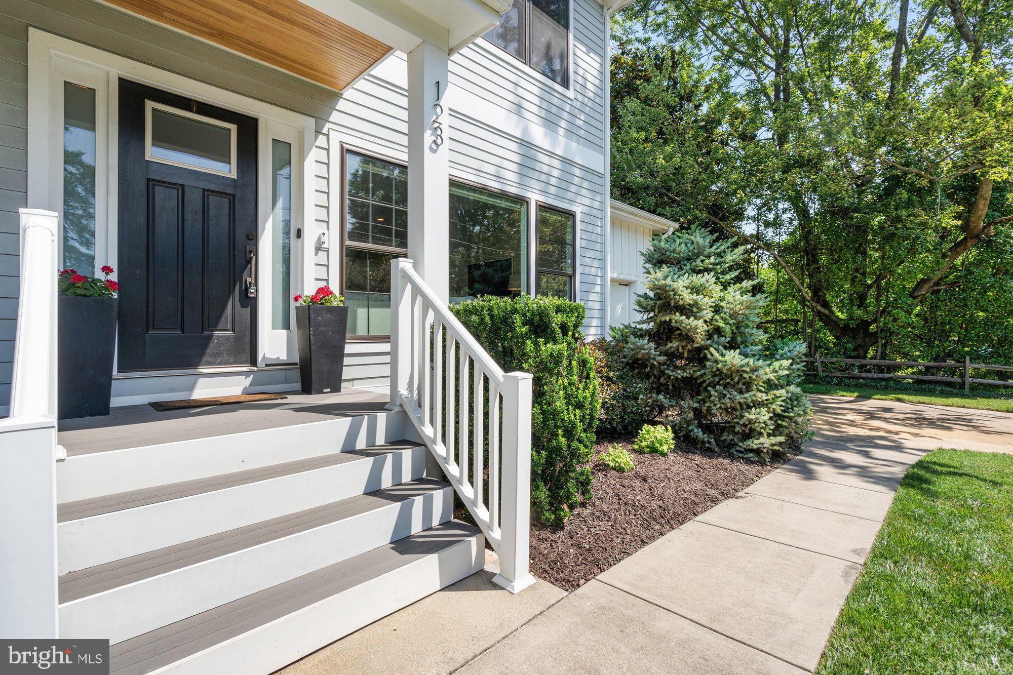 WEST VIENNA WOODS - Residential