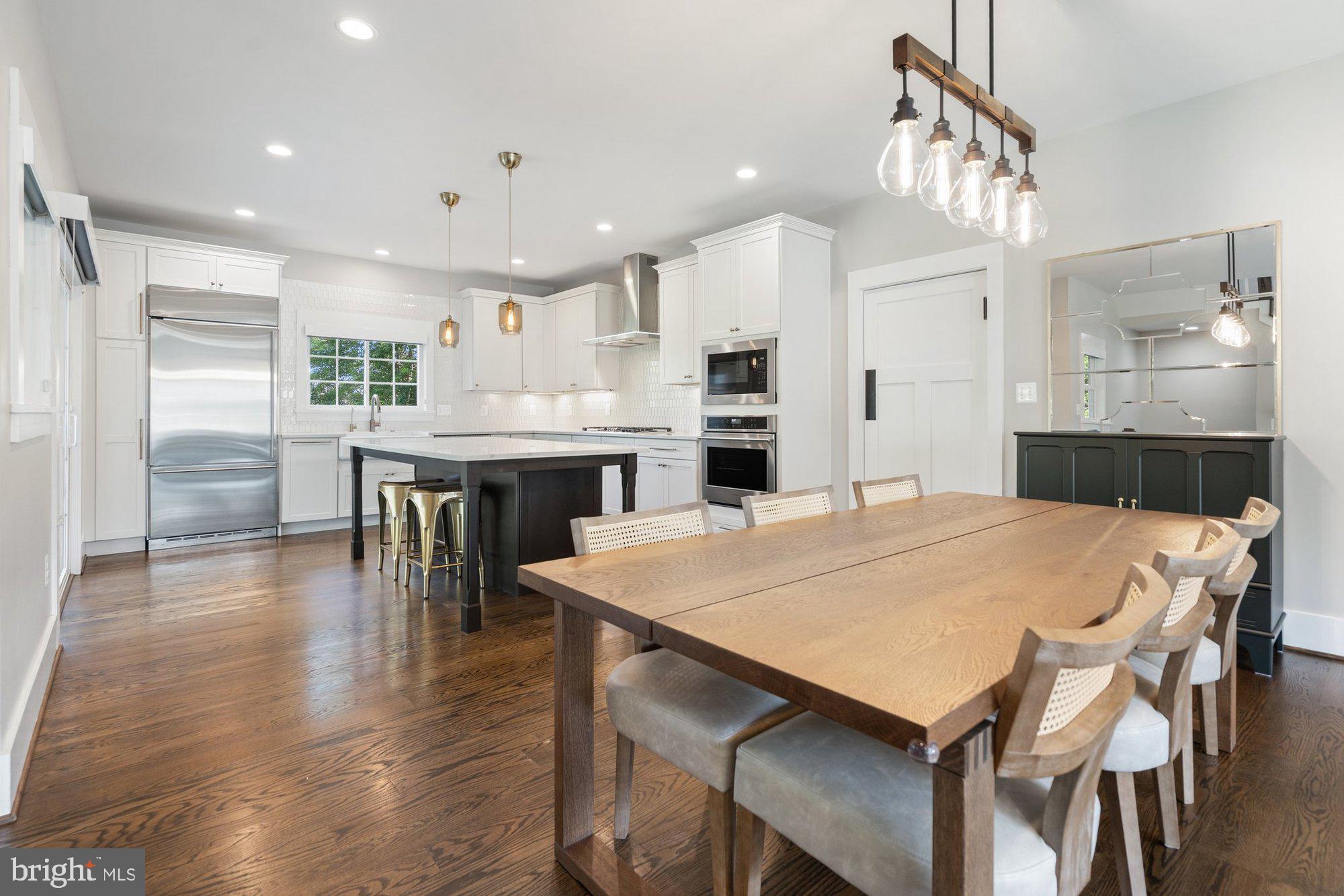 WEST VIENNA WOODS - Residential