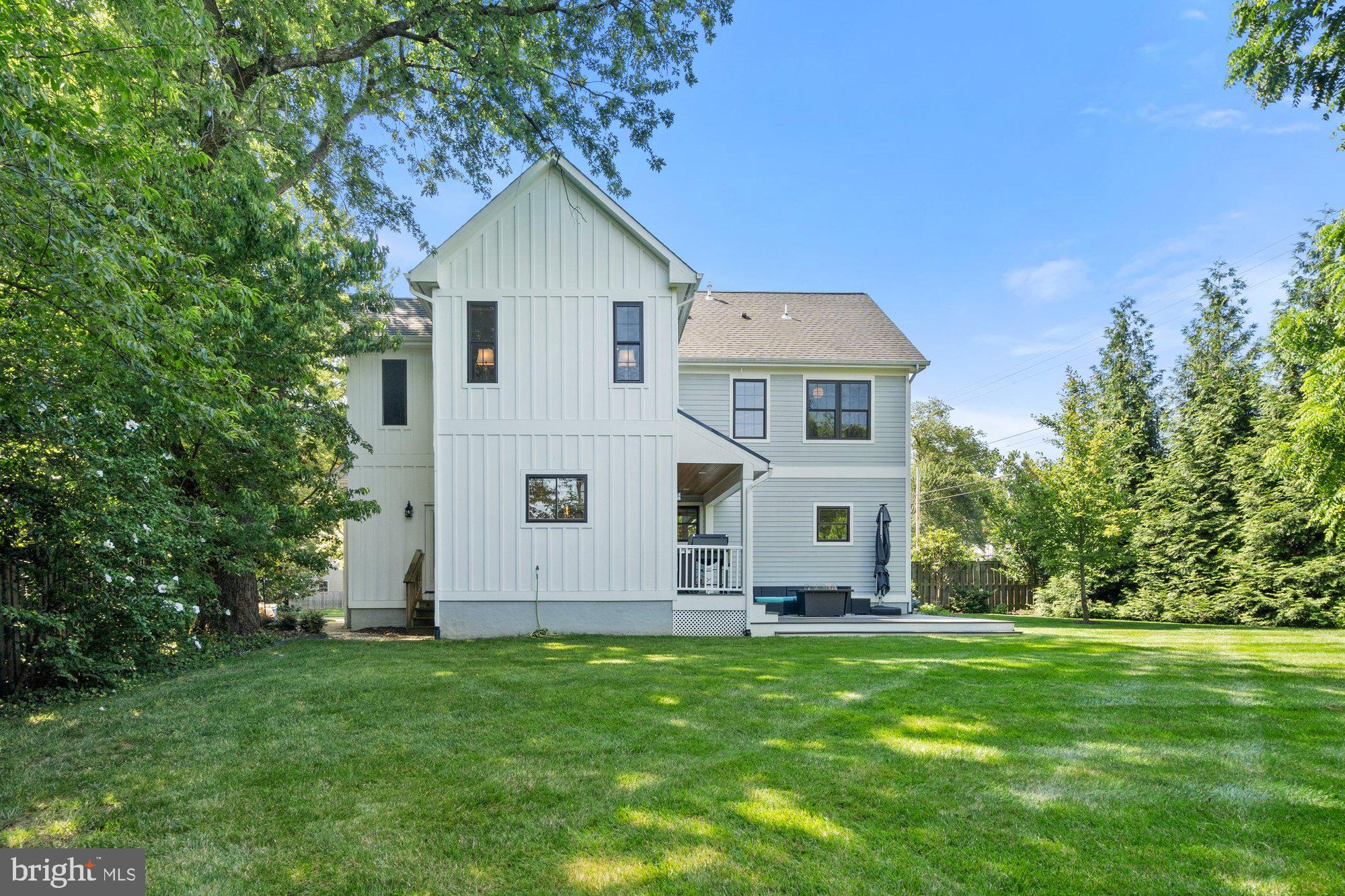 WEST VIENNA WOODS - Residential