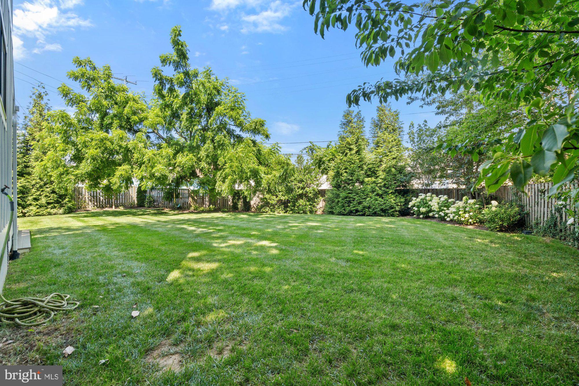 WEST VIENNA WOODS - Residential