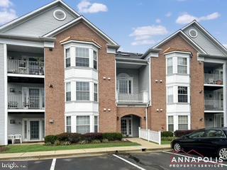 2002 PHILLIPS TERRACE 6