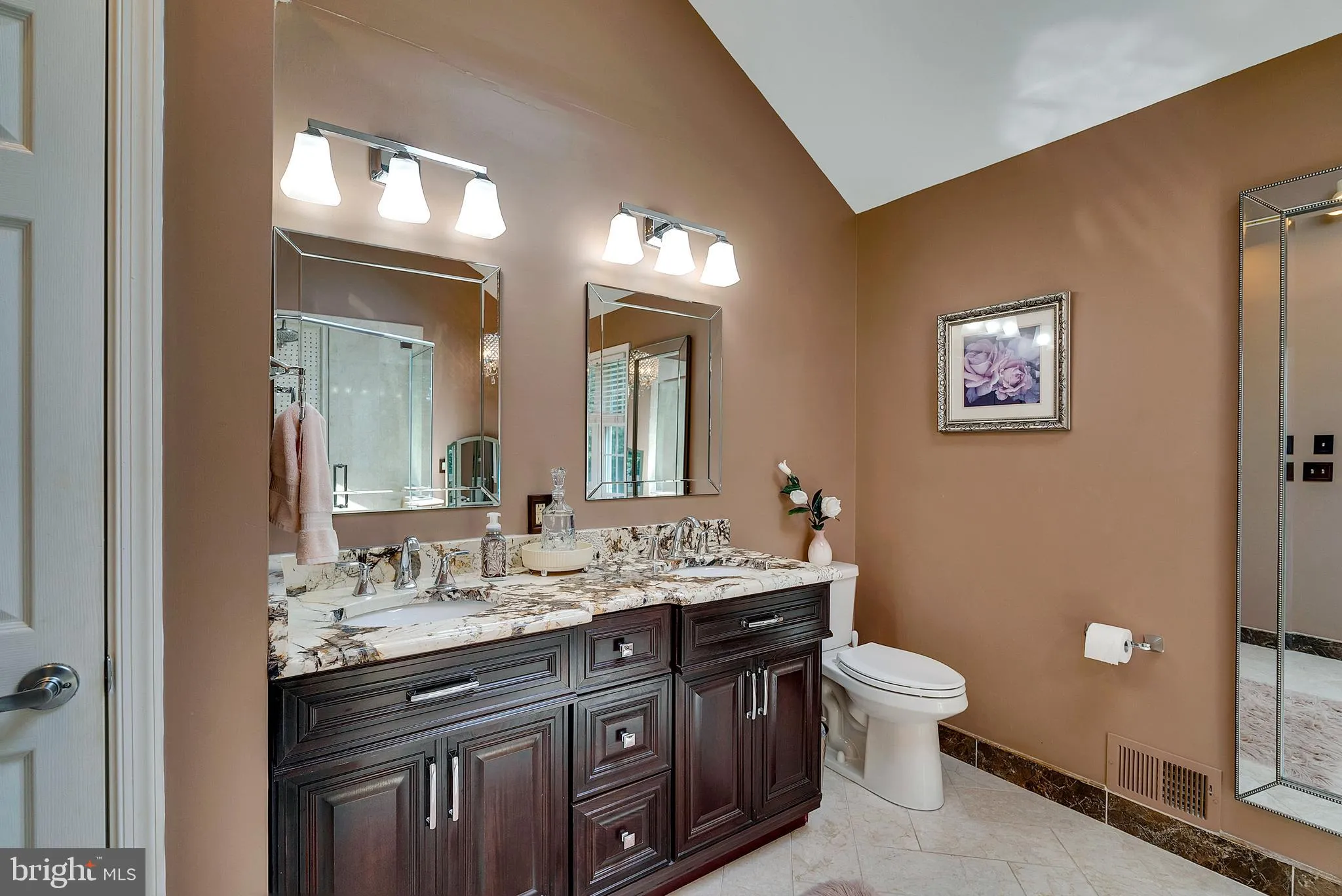 Collegeville, Pennsylvania 19426, United States, 5 Bedrooms Bedrooms, ,4 BathroomsBathrooms,Residential,Active,177947