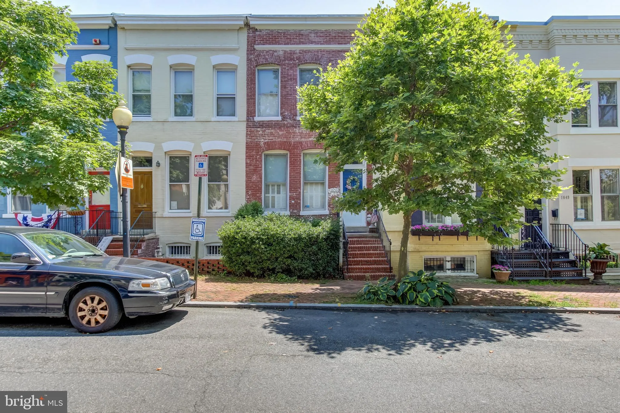 1653 34th Street NW, Washington, DC 20007