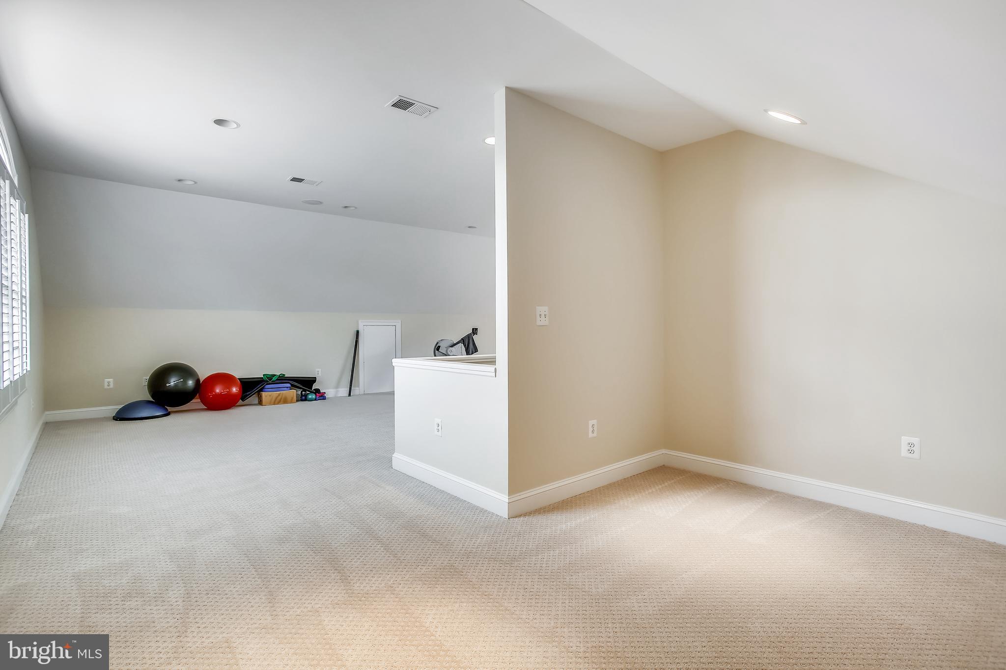 RIVERVIEW AT MOUNT VERNON - Residential