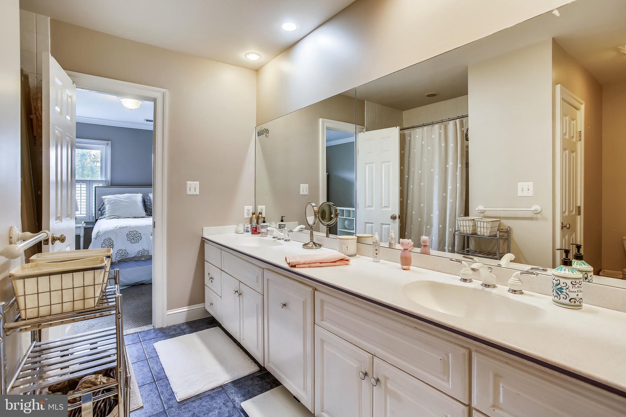 RIVERVIEW AT MOUNT VERNON - Residential