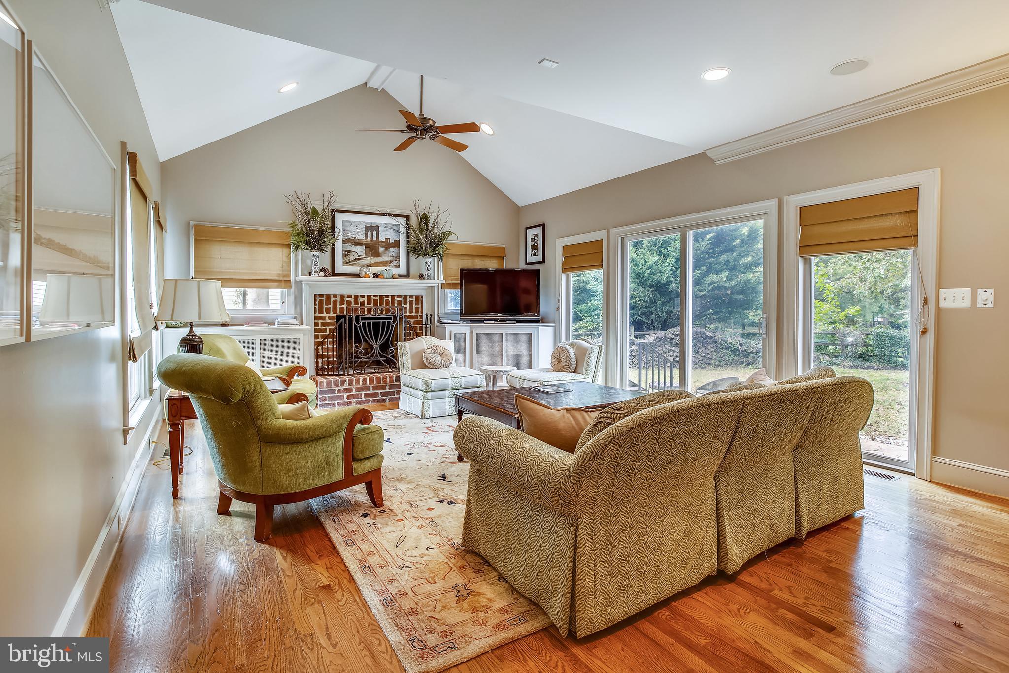 RIVERVIEW AT MOUNT VERNON - Residential