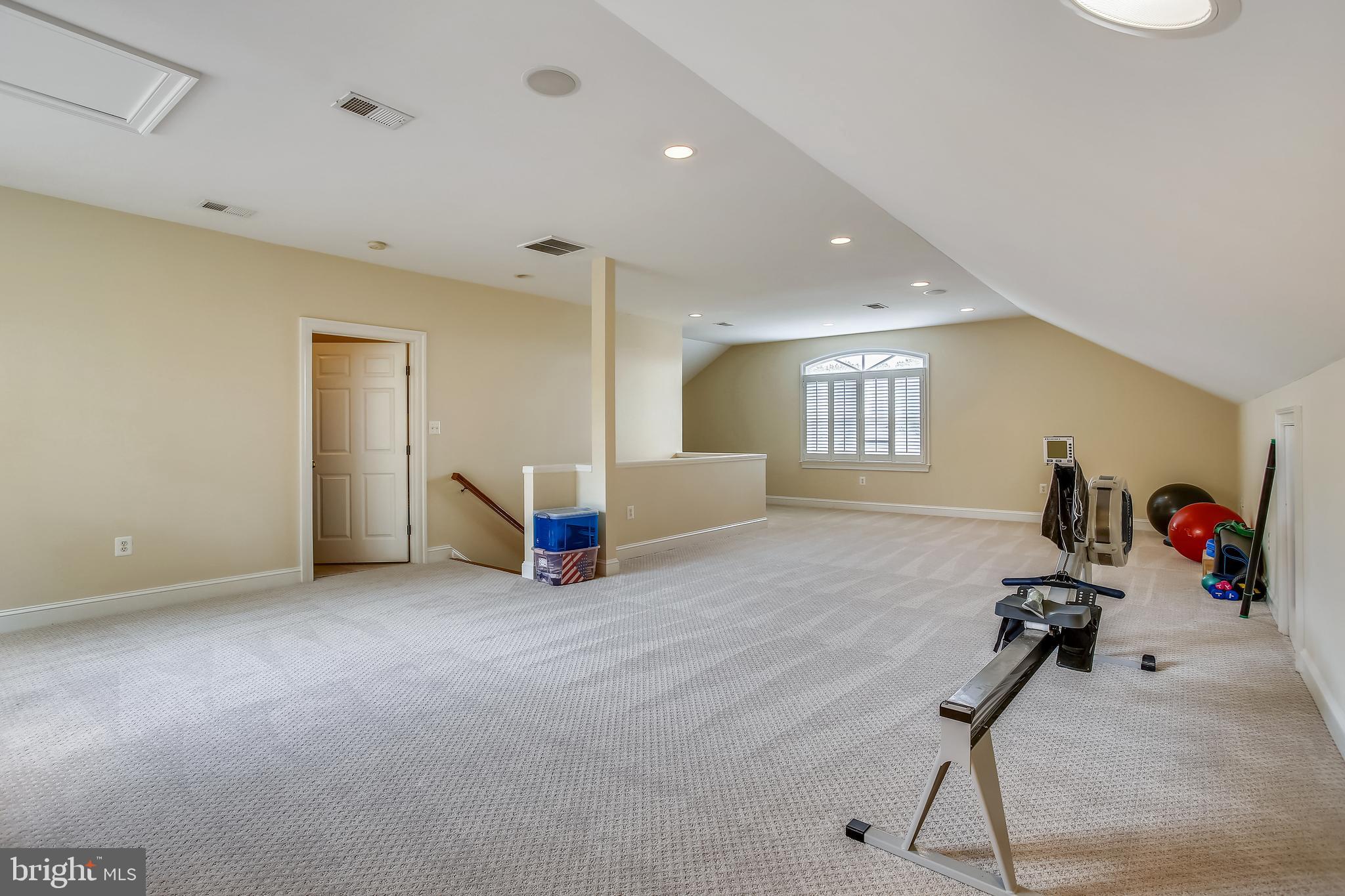 RIVERVIEW AT MOUNT VERNON - Residential