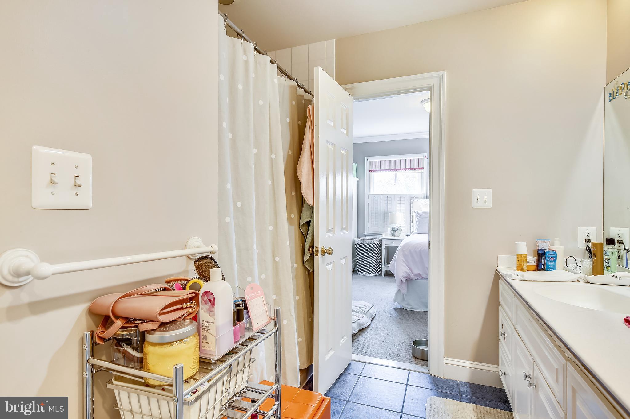 RIVERVIEW AT MOUNT VERNON - Residential