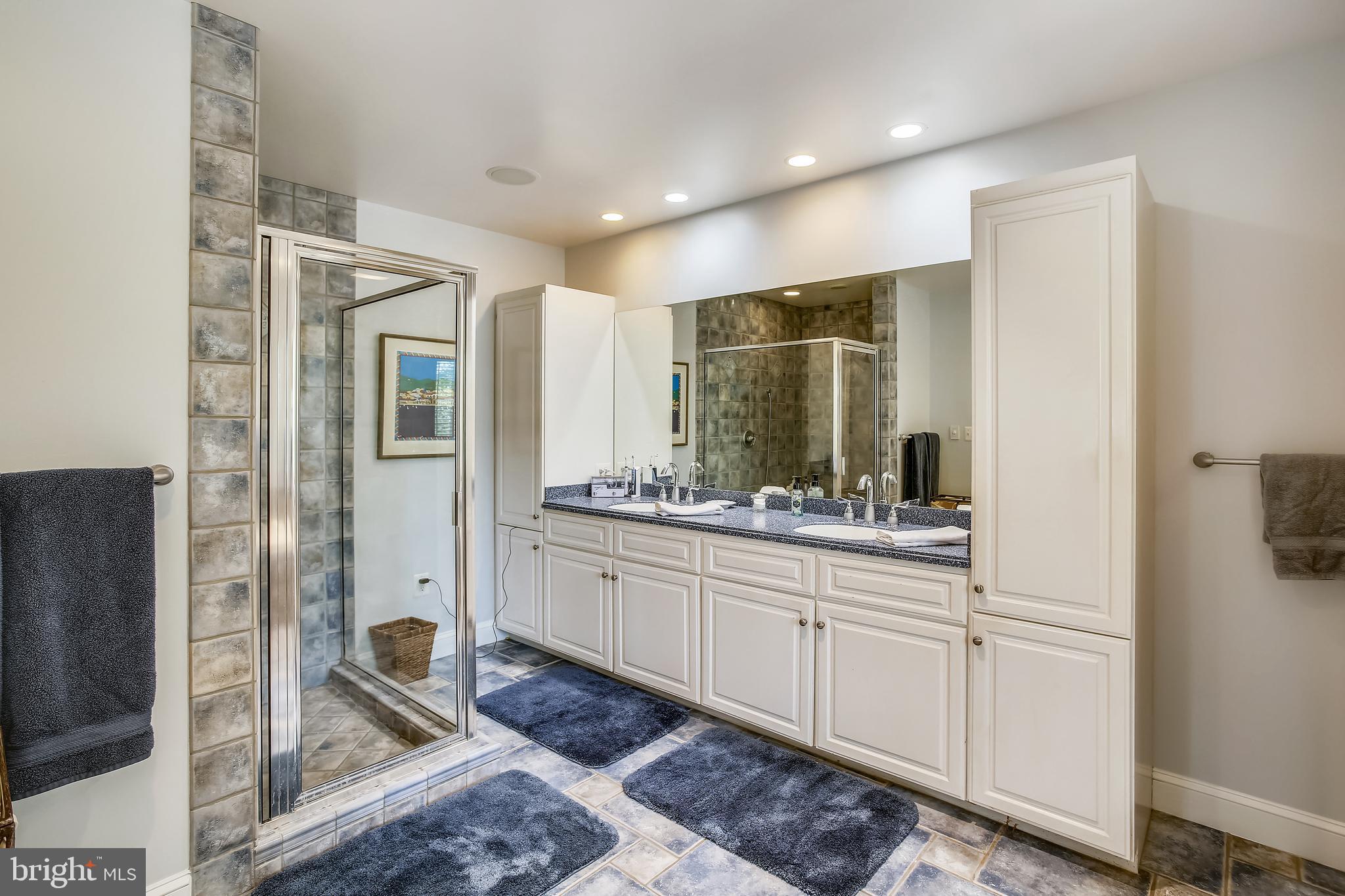 RIVERVIEW AT MOUNT VERNON - Residential