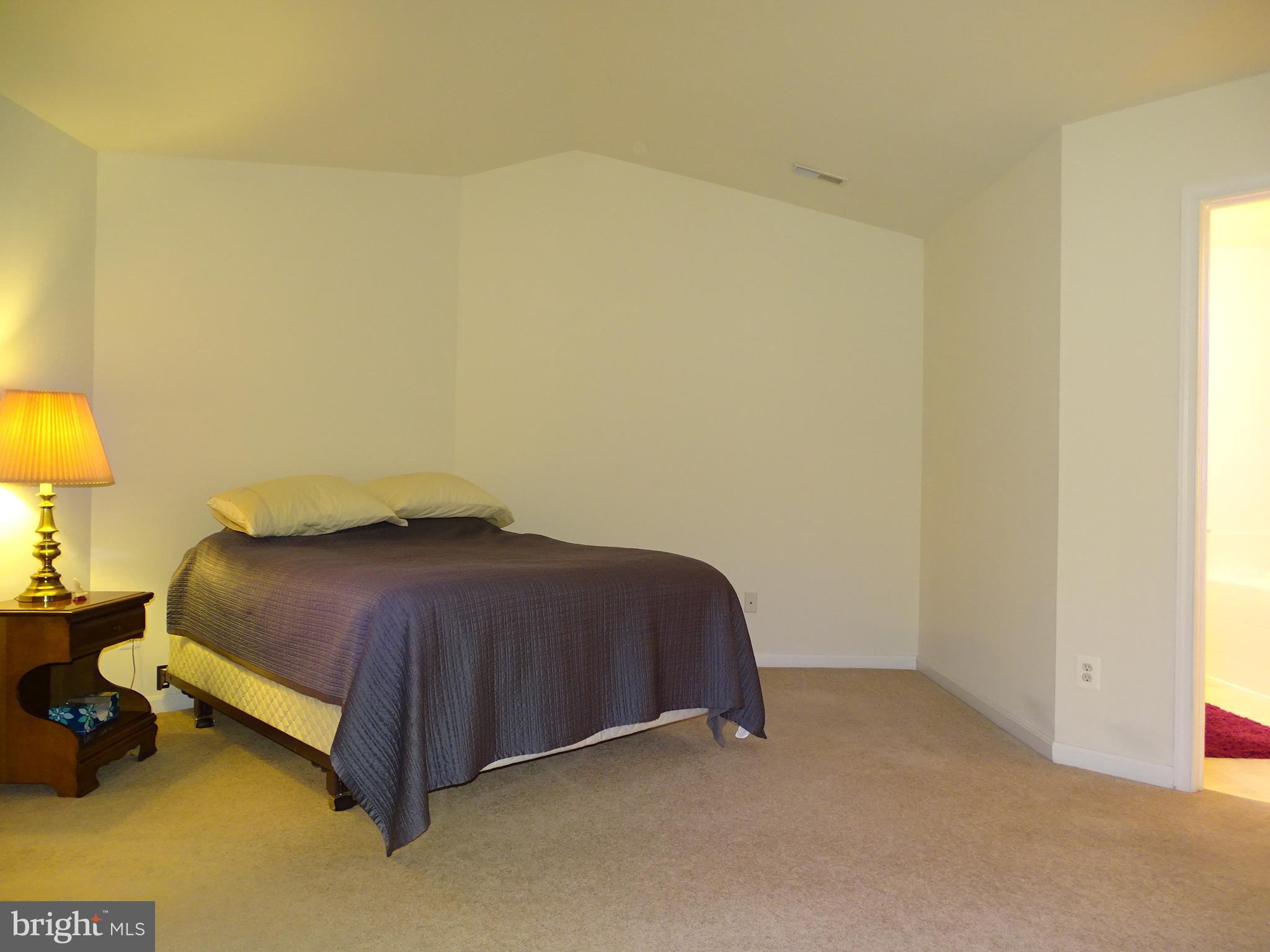 PEACEFIELDS - Residential