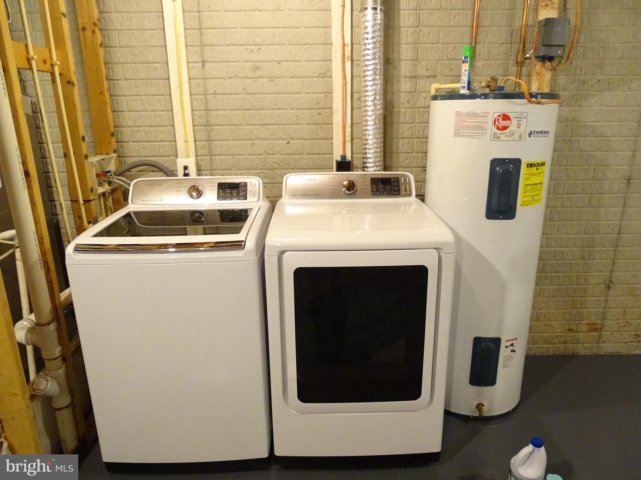 PEACEFIELDS - Residential