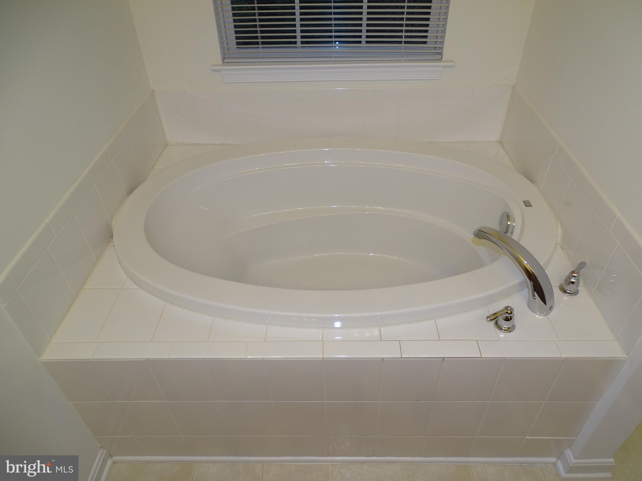 PEACEFIELDS - Residential