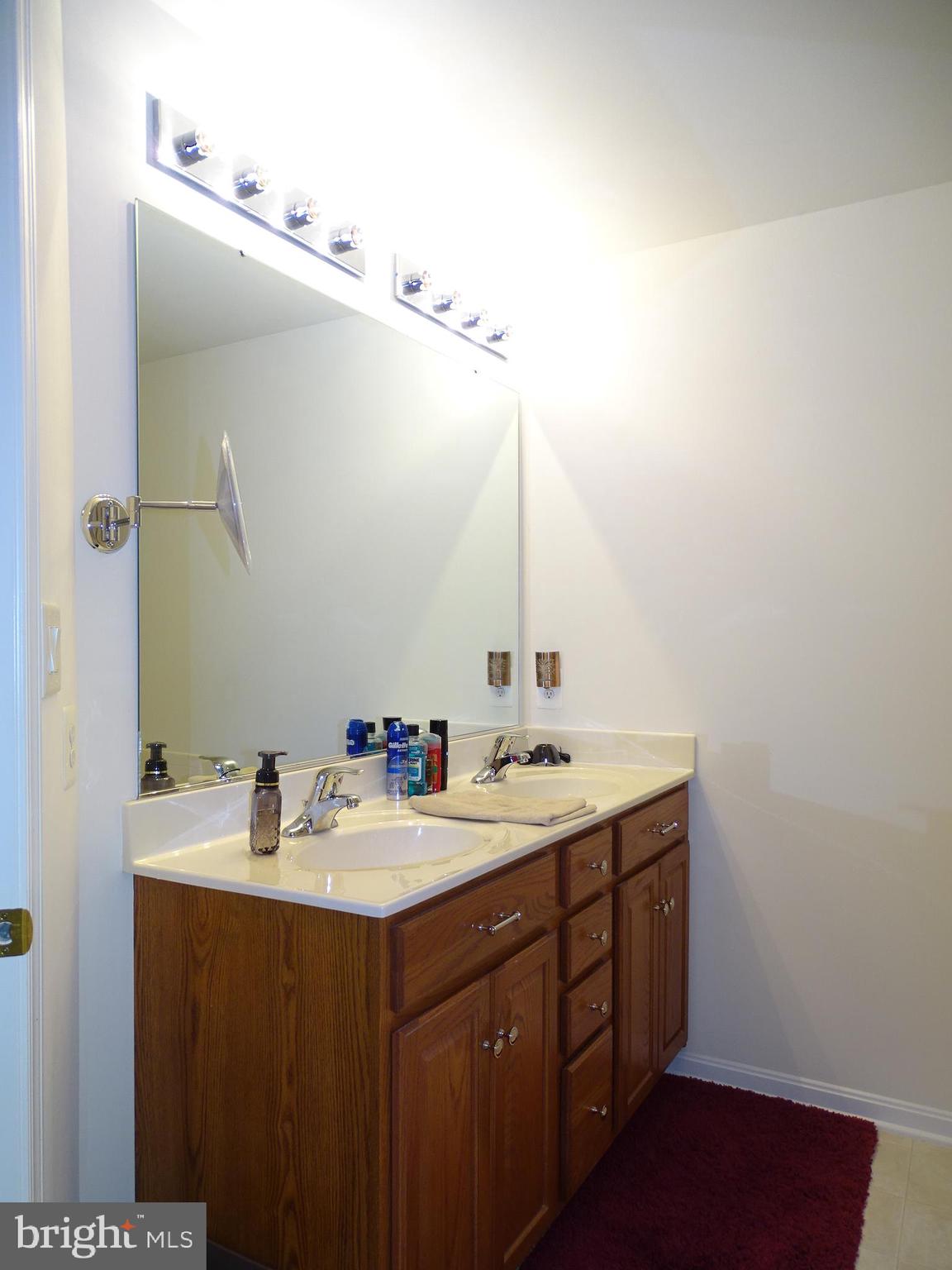 PEACEFIELDS - Residential