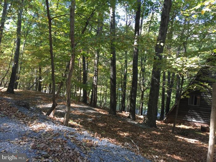 THUNDERBIRD HILLS - Residential