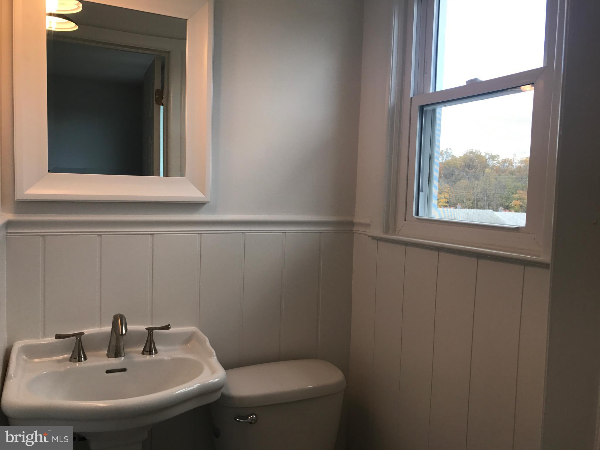 INGLESIDE PARK - Residential