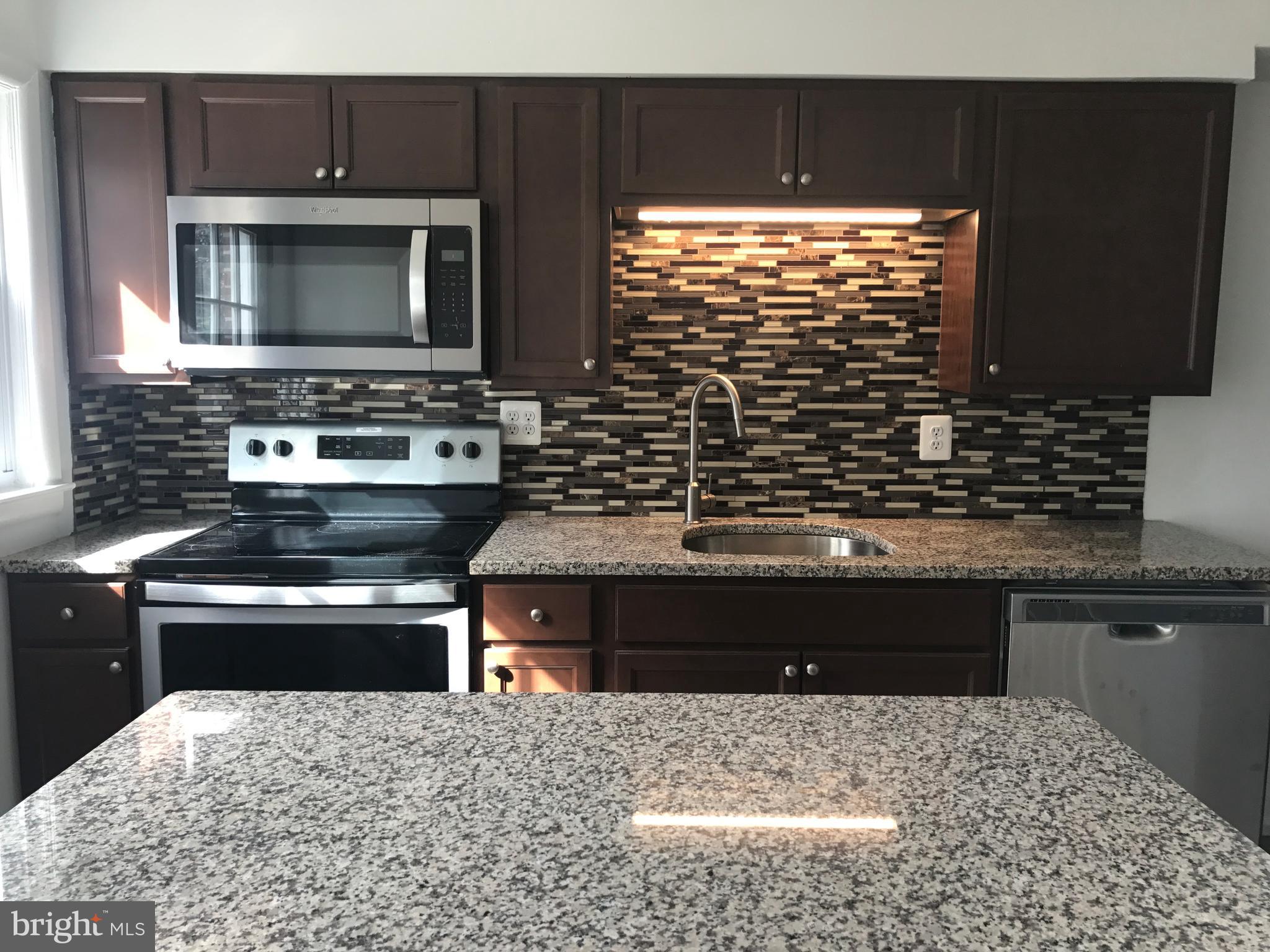 INGLESIDE PARK - Residential