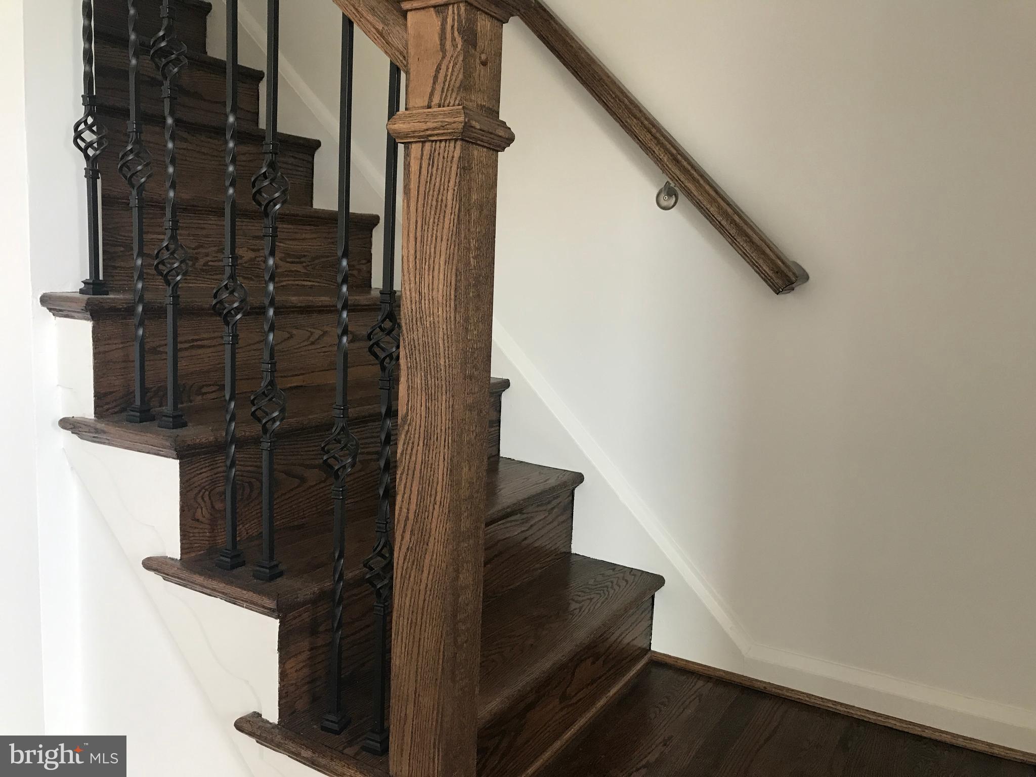 INGLESIDE PARK - Residential