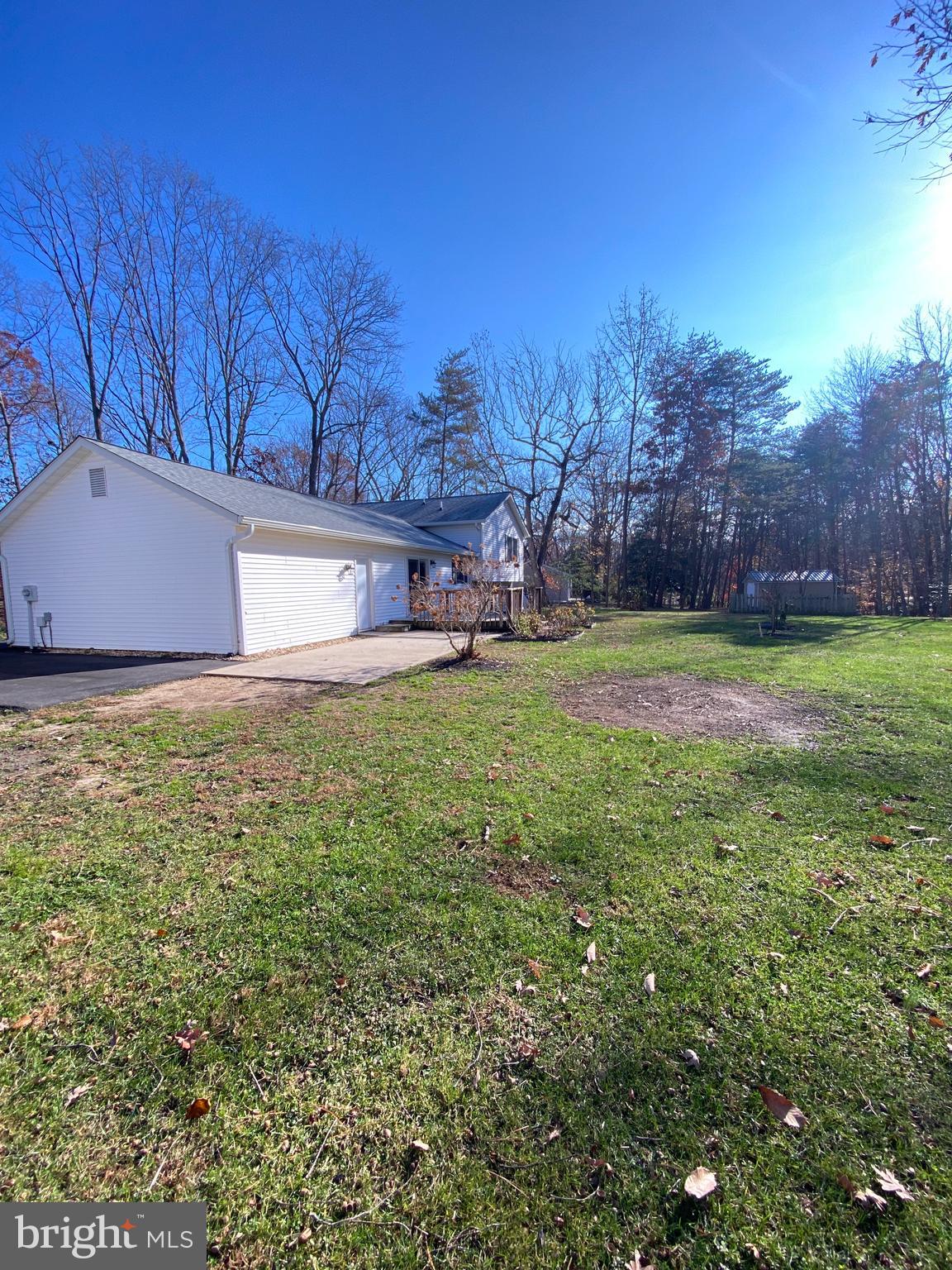 BRETON BAY ESTATES - Residential Lease