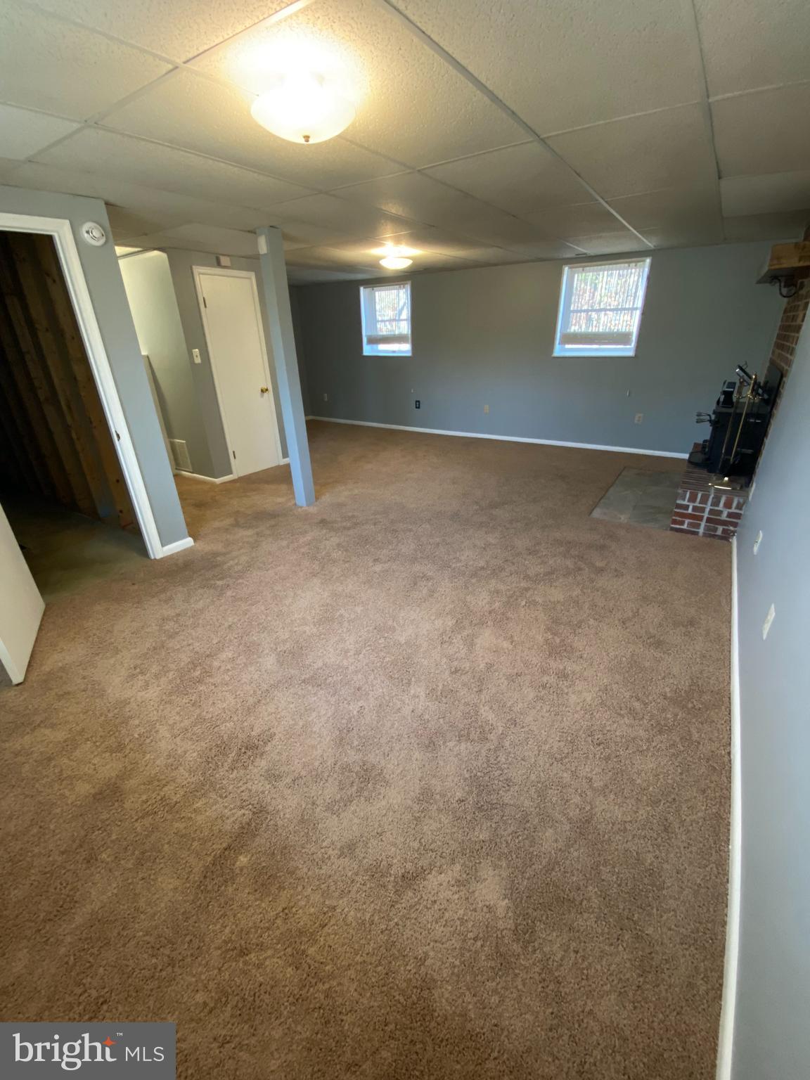 BRETON BAY ESTATES - Residential Lease