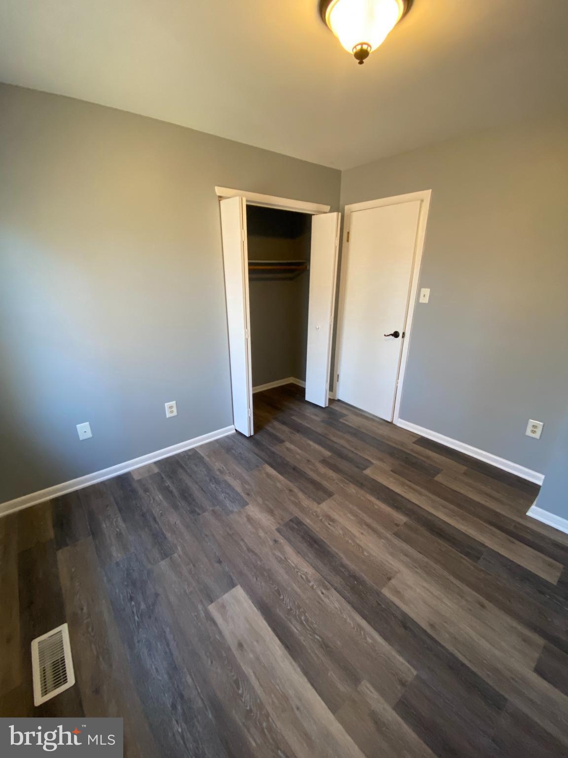 BRETON BAY ESTATES - Residential Lease