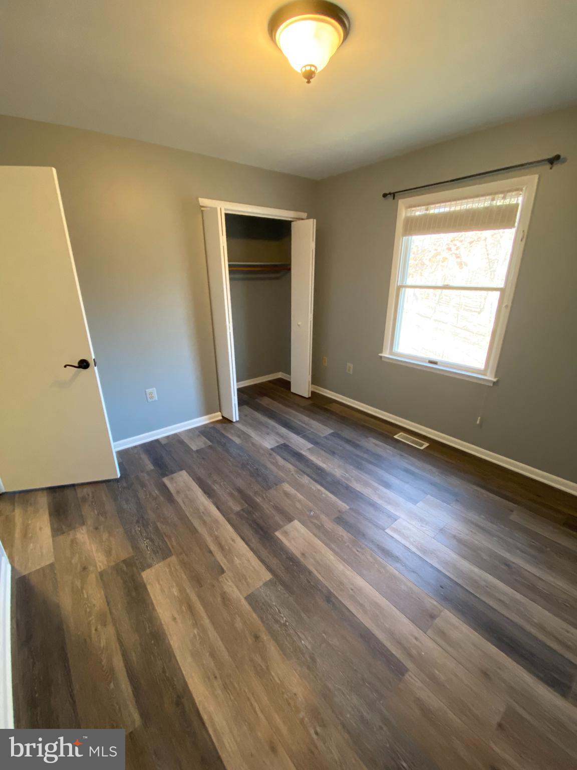 BRETON BAY ESTATES - Residential Lease