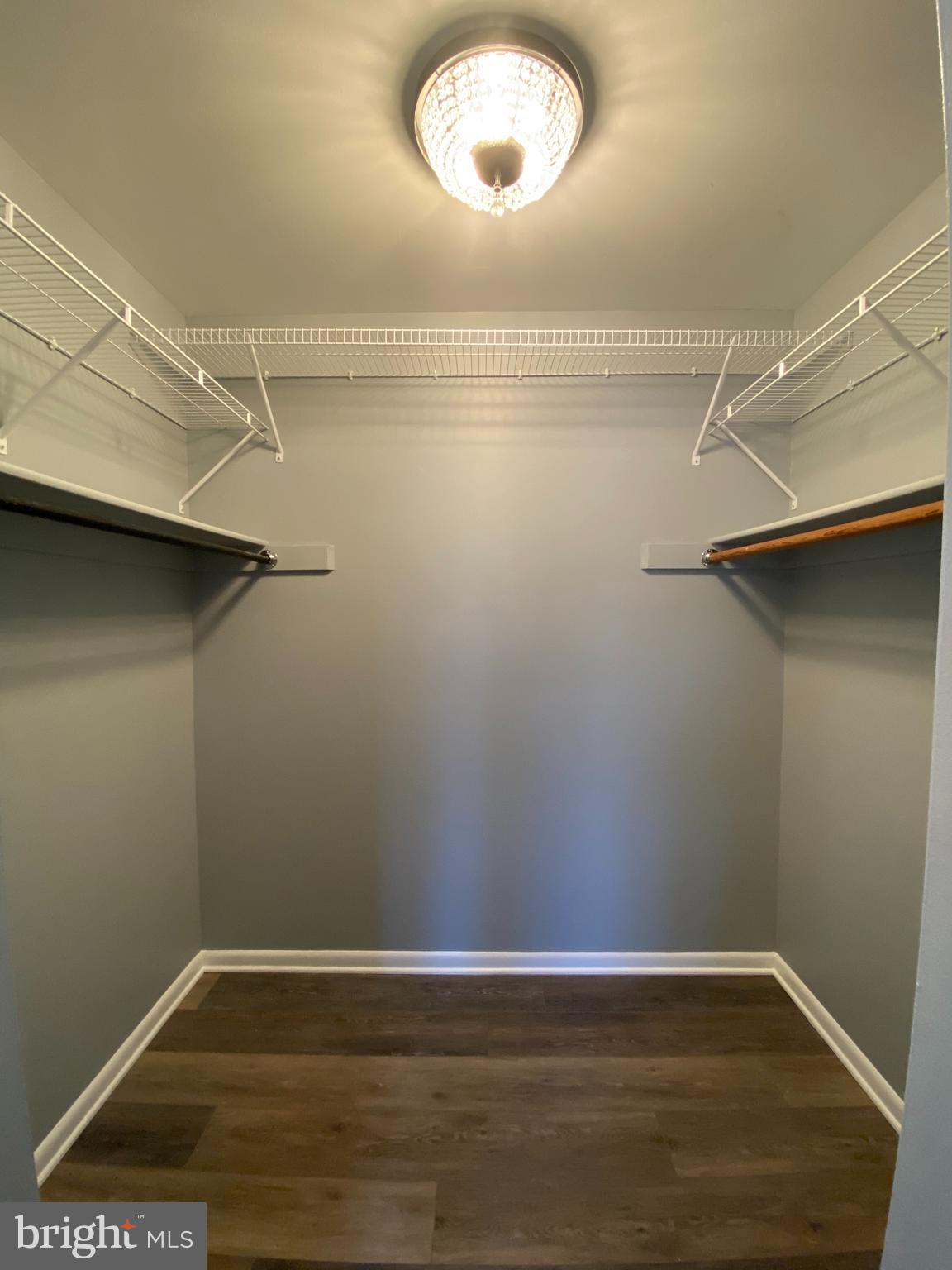 BRETON BAY ESTATES - Residential Lease