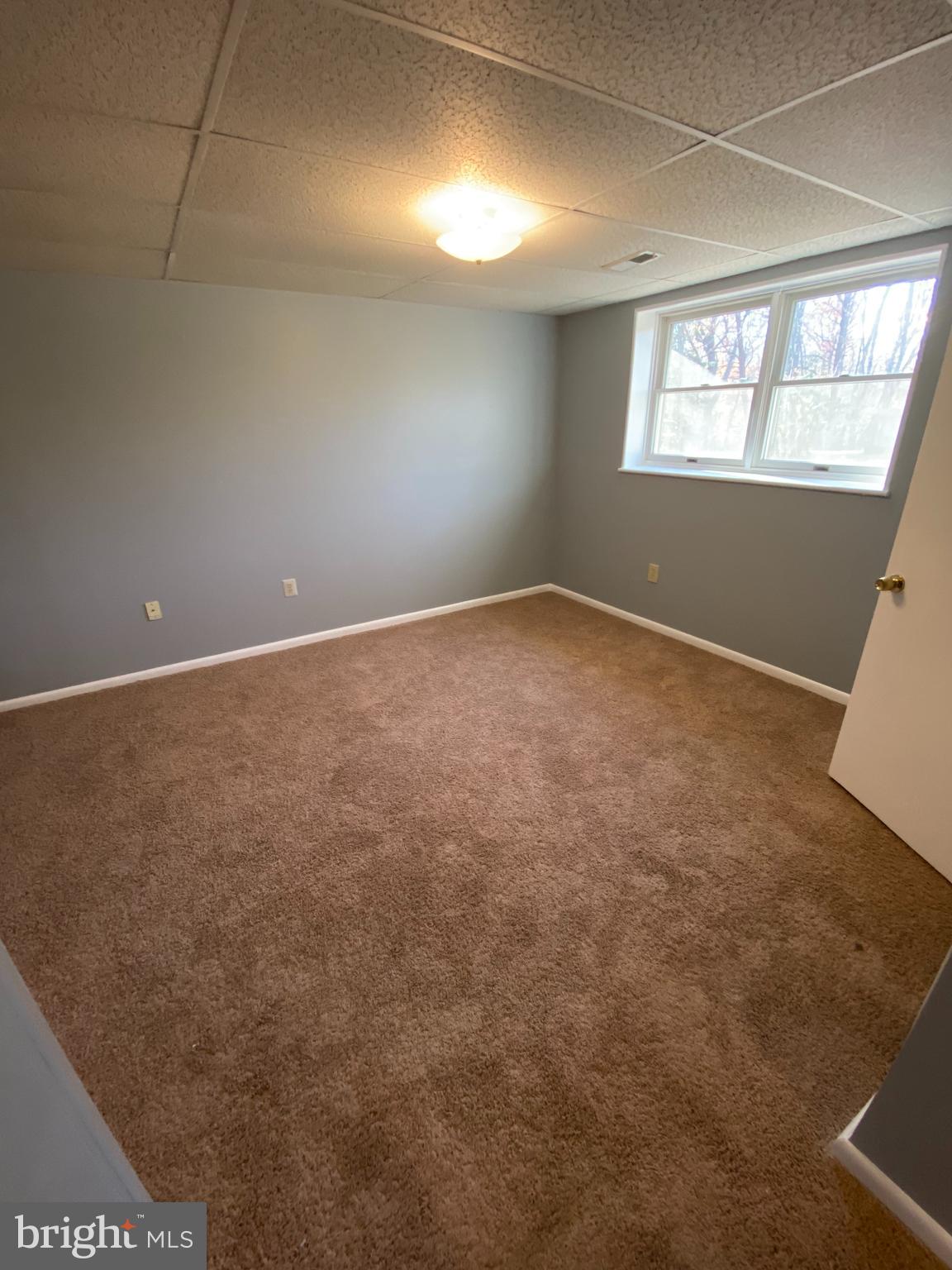 BRETON BAY ESTATES - Residential Lease