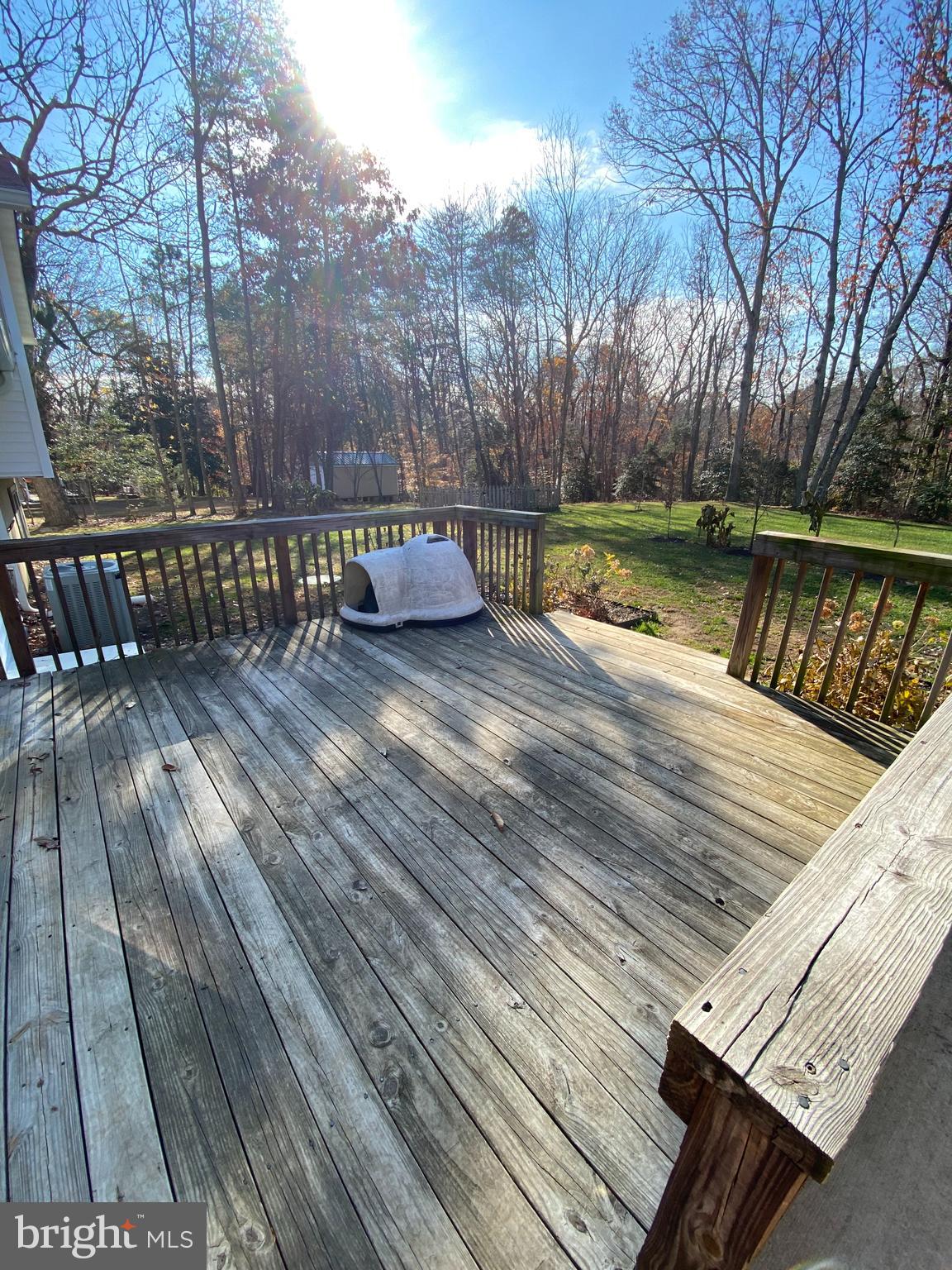 BRETON BAY ESTATES - Residential Lease