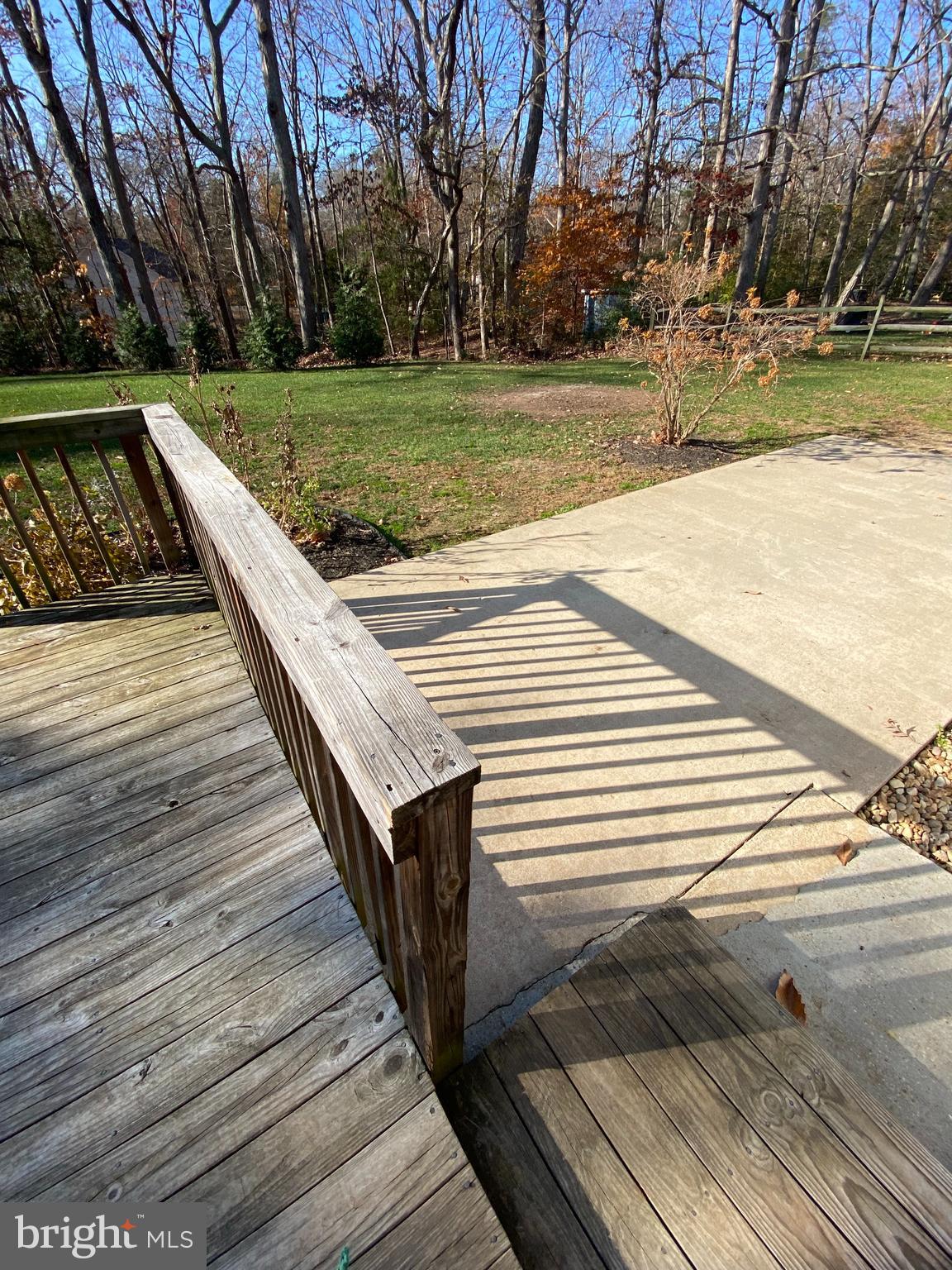 BRETON BAY ESTATES - Residential Lease