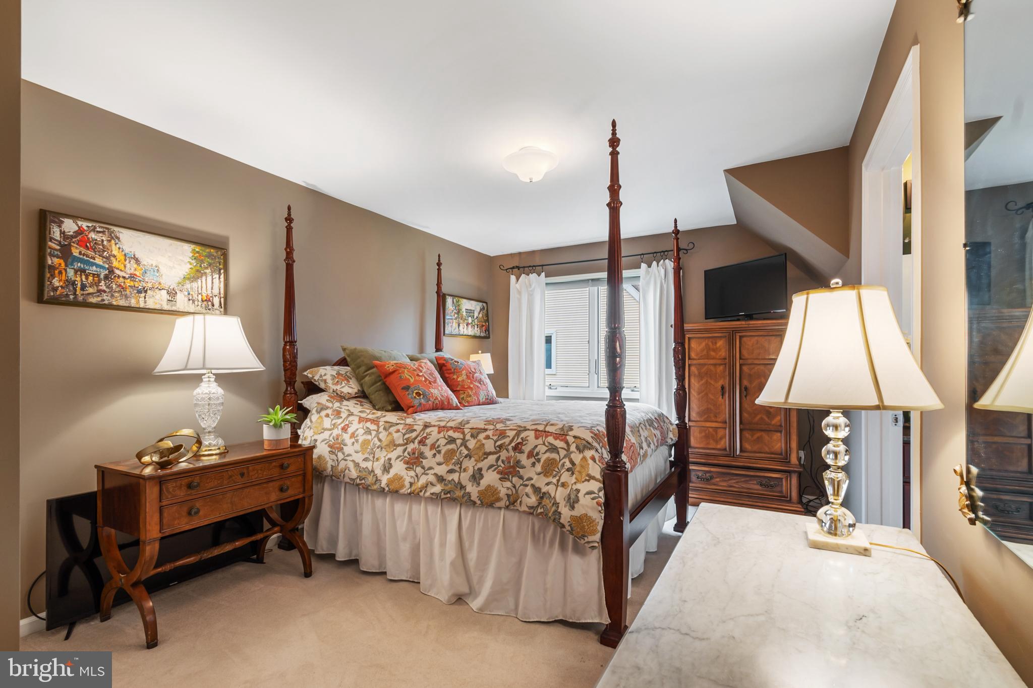 HARRIS YORK - Residential