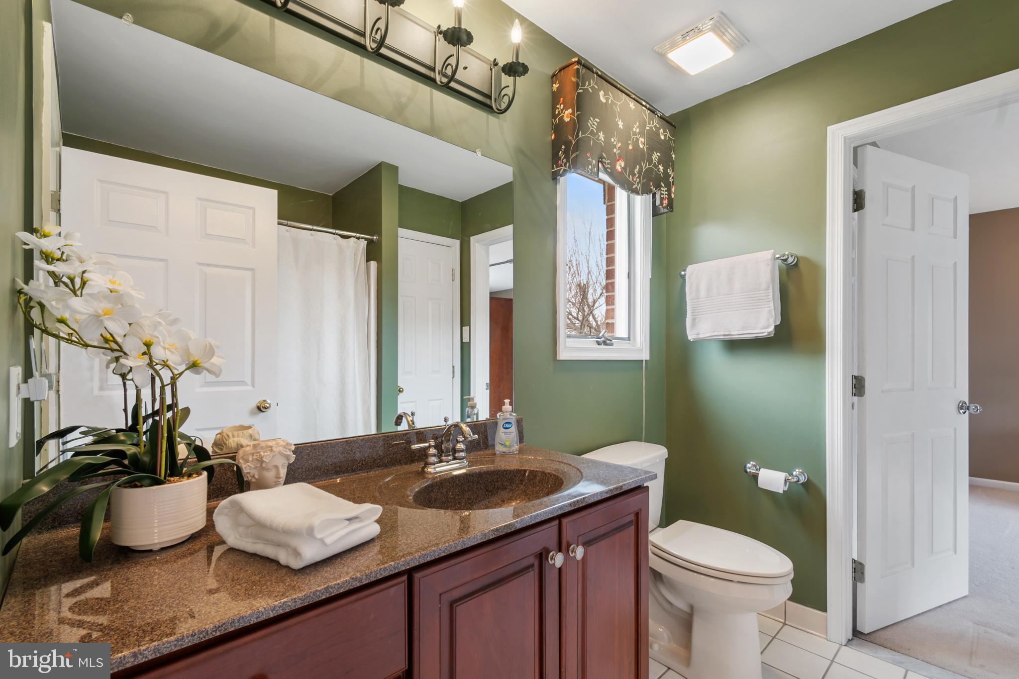 HARRIS YORK - Residential