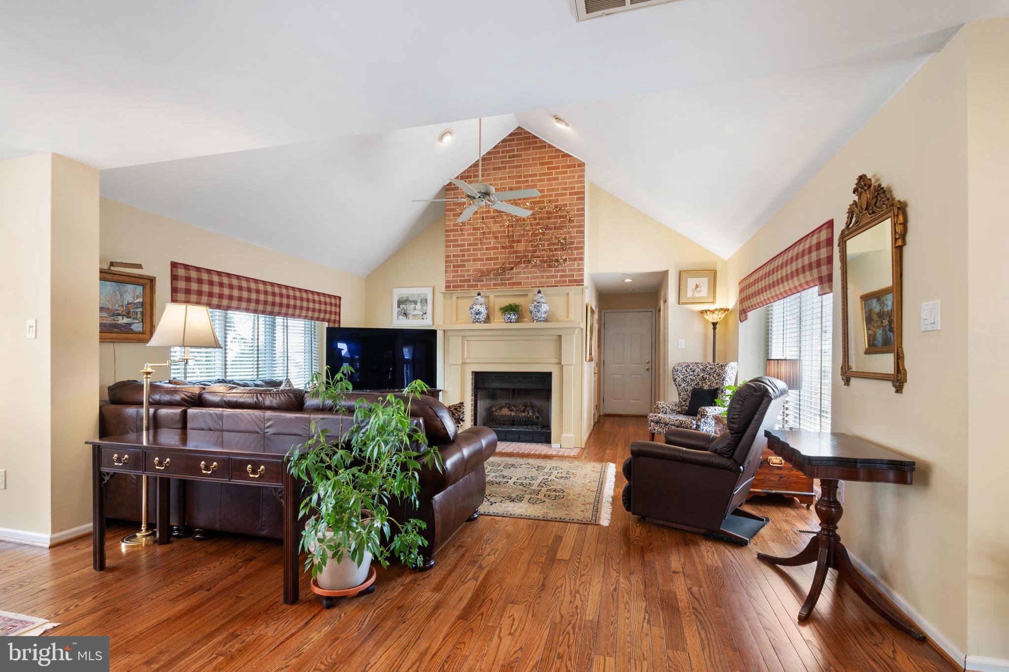 HARRIS YORK - Residential