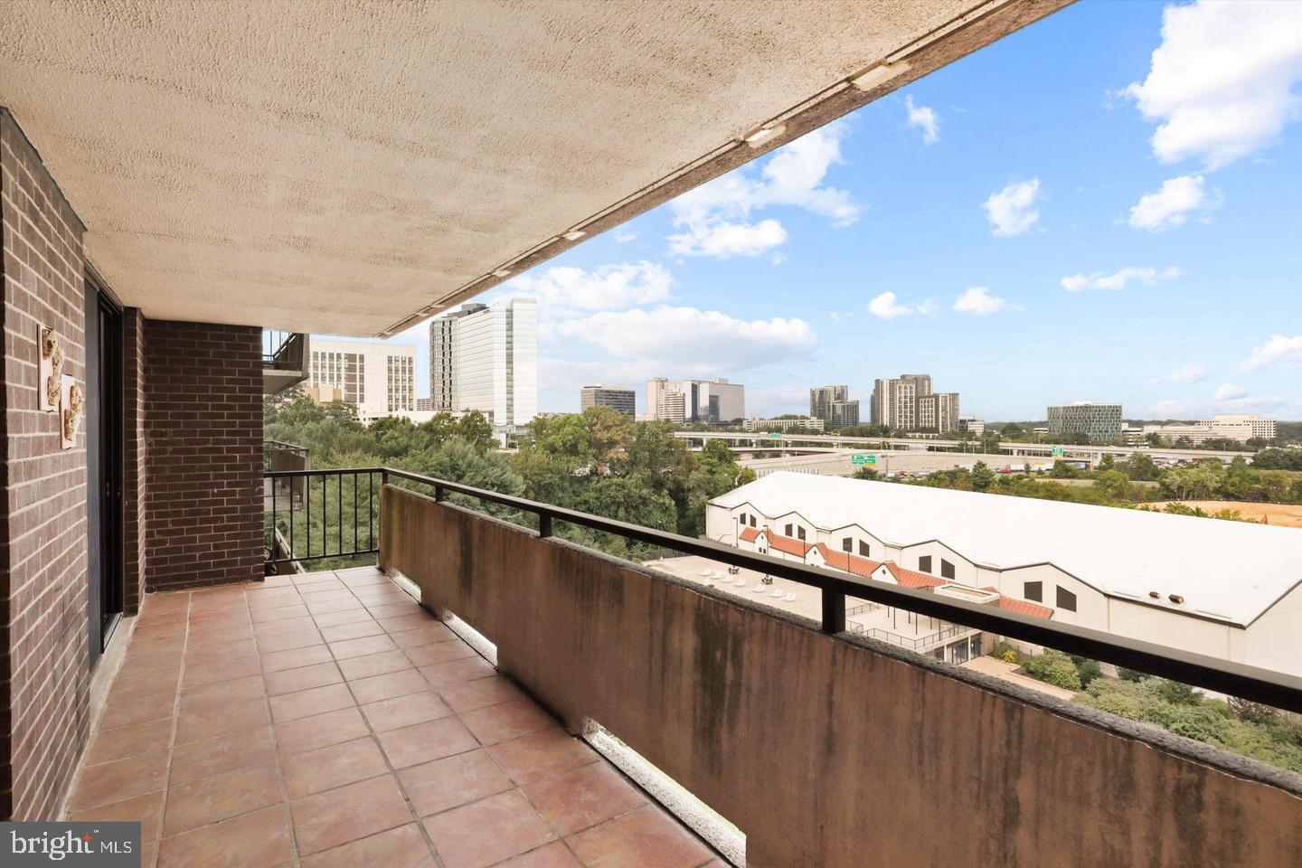 REGENCY AT MCLEAN - Residential