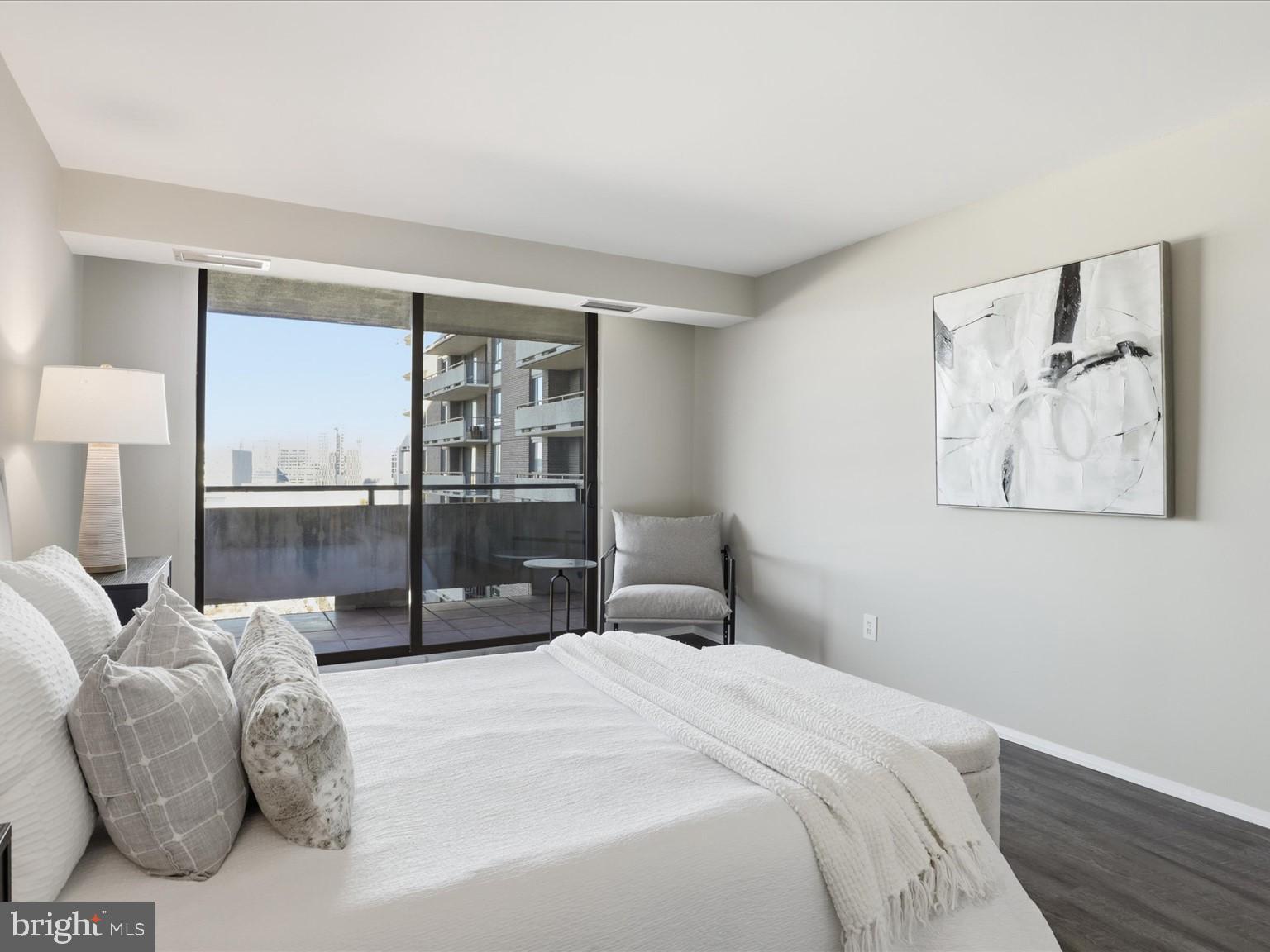 REGENCY AT MCLEAN - Residential