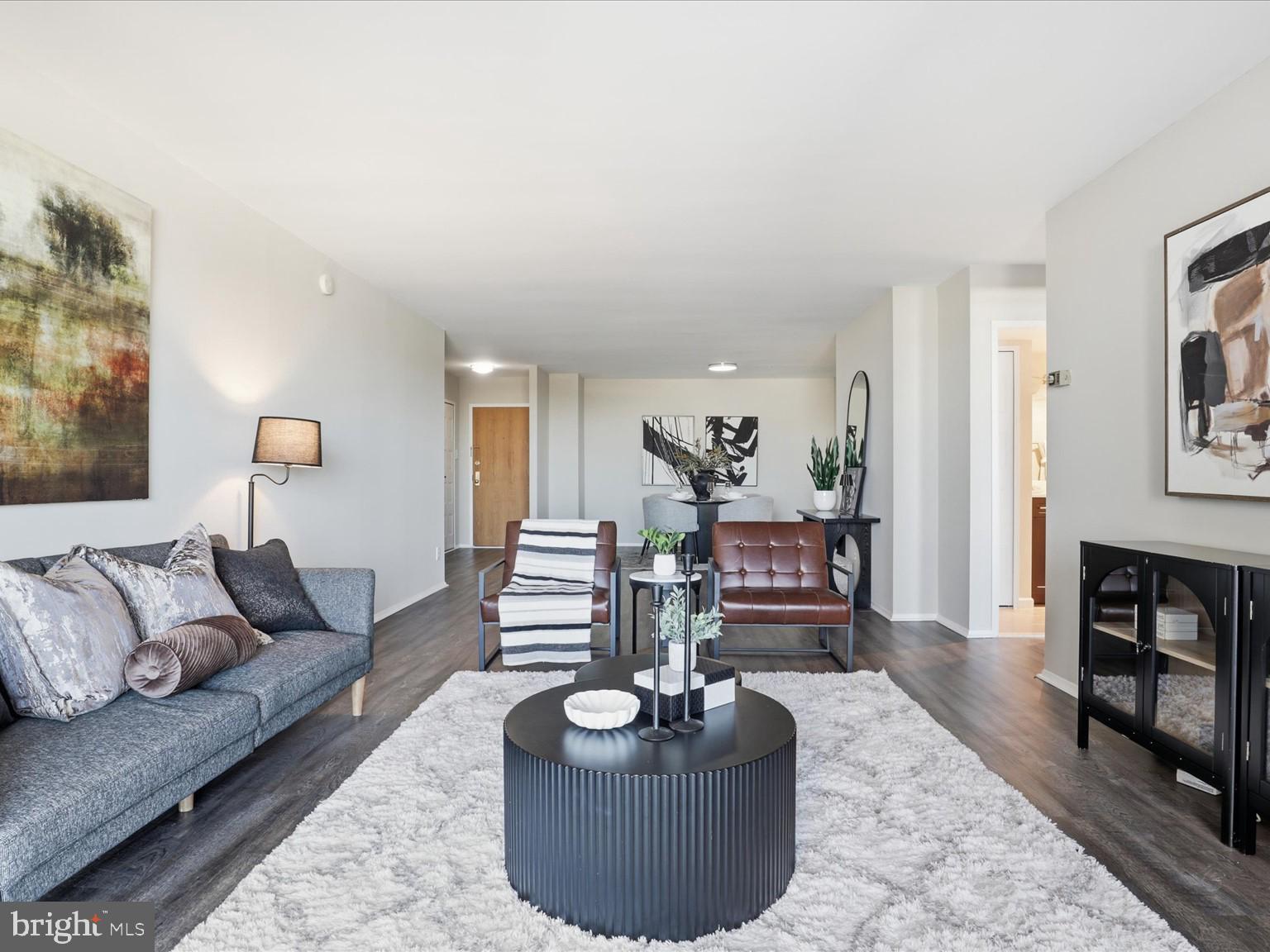 1800 OLD MEADOW ROAD 1017