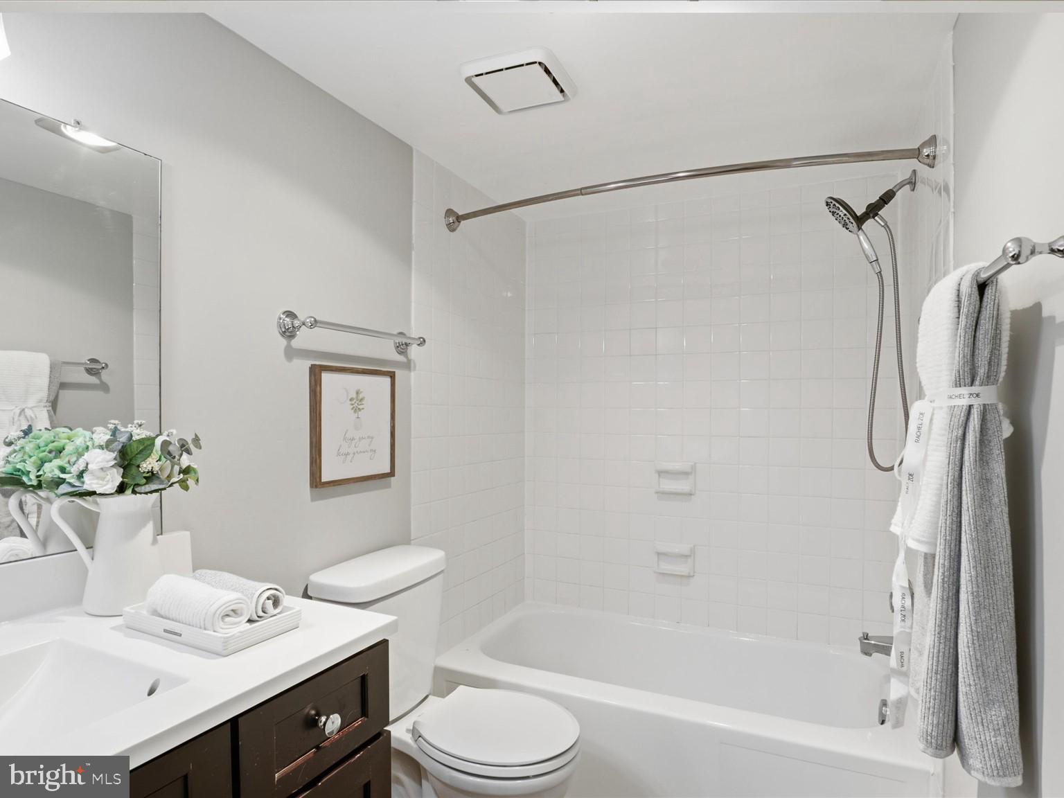 REGENCY AT MCLEAN - Residential