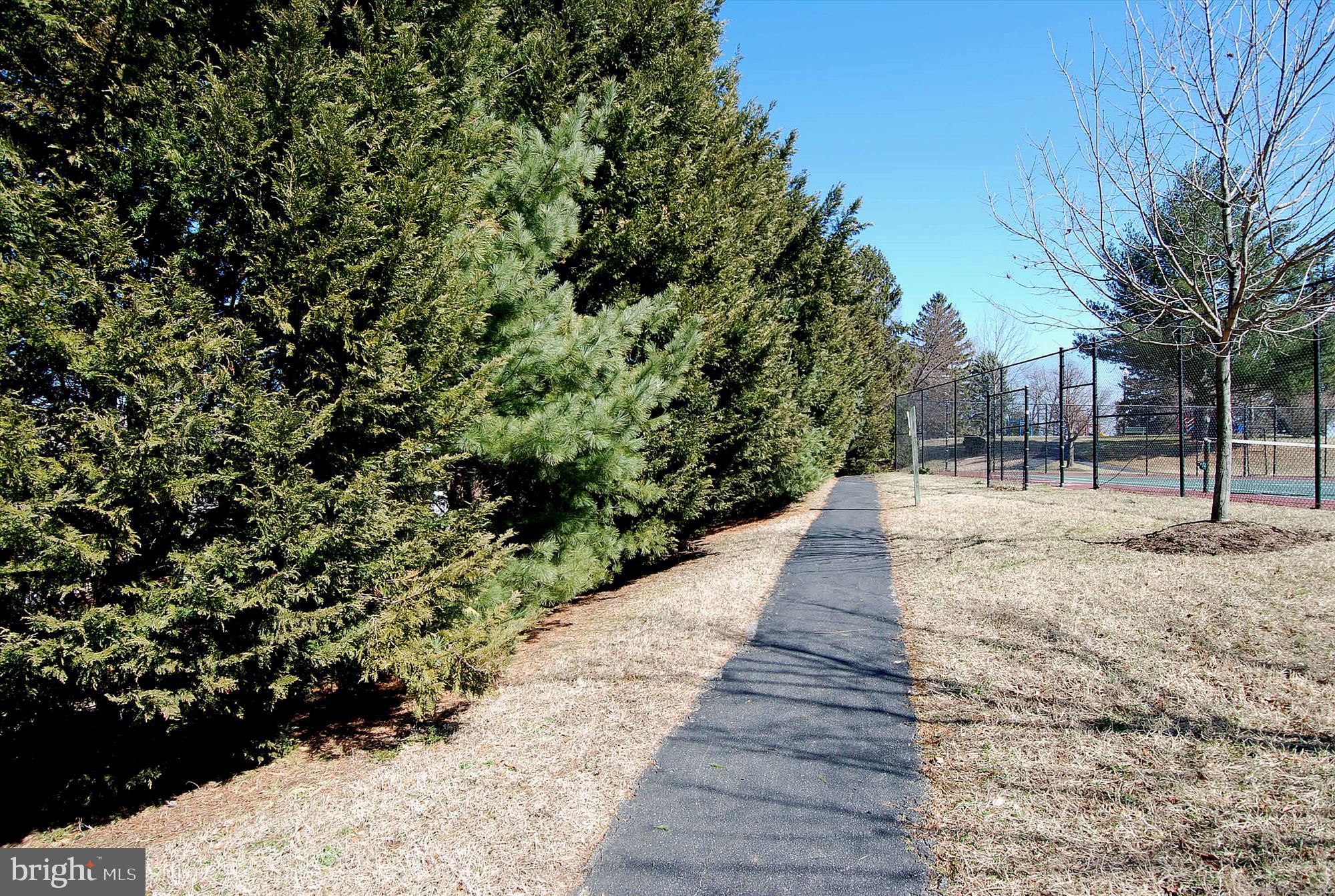 CHAPMAN FARM - Residential