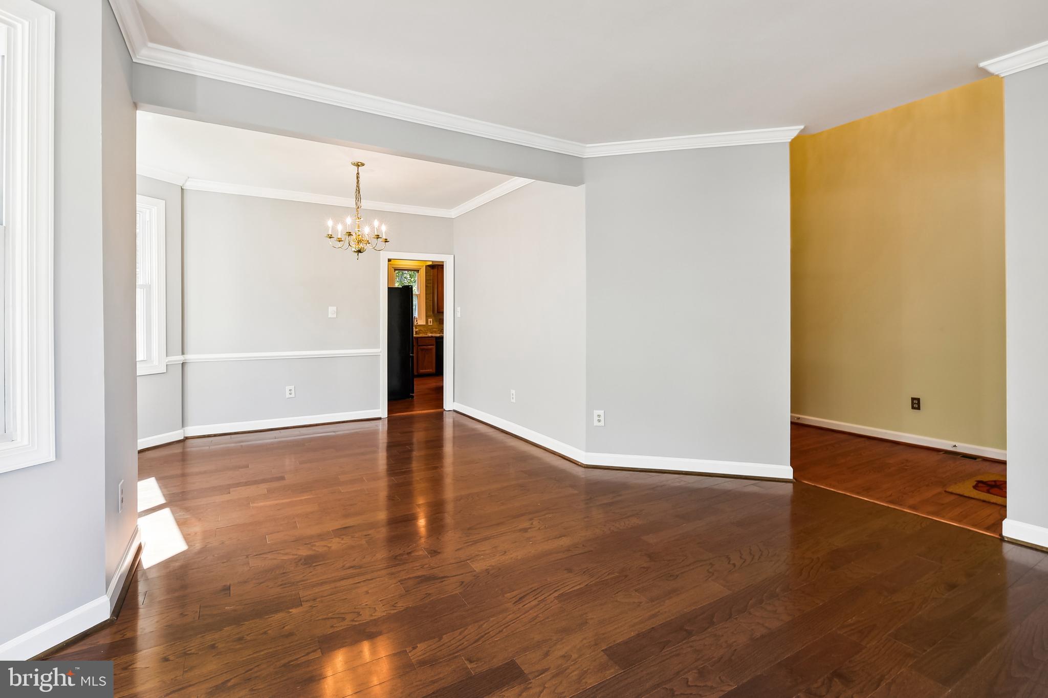 CHAPMAN FARM - Residential