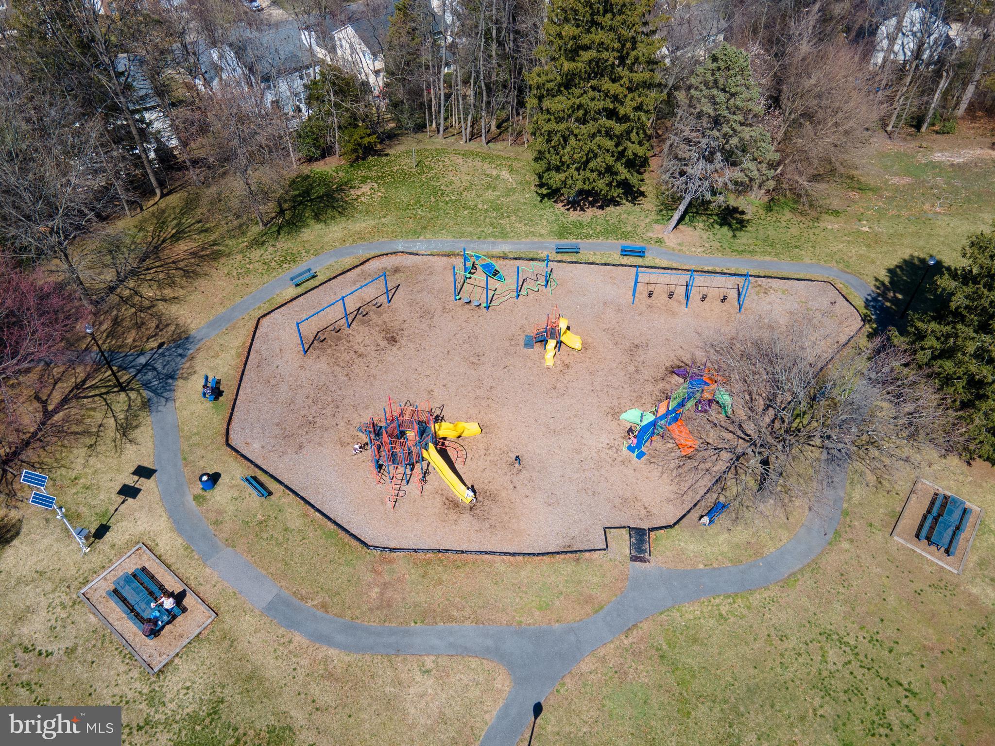 CHAPMAN FARM - Residential