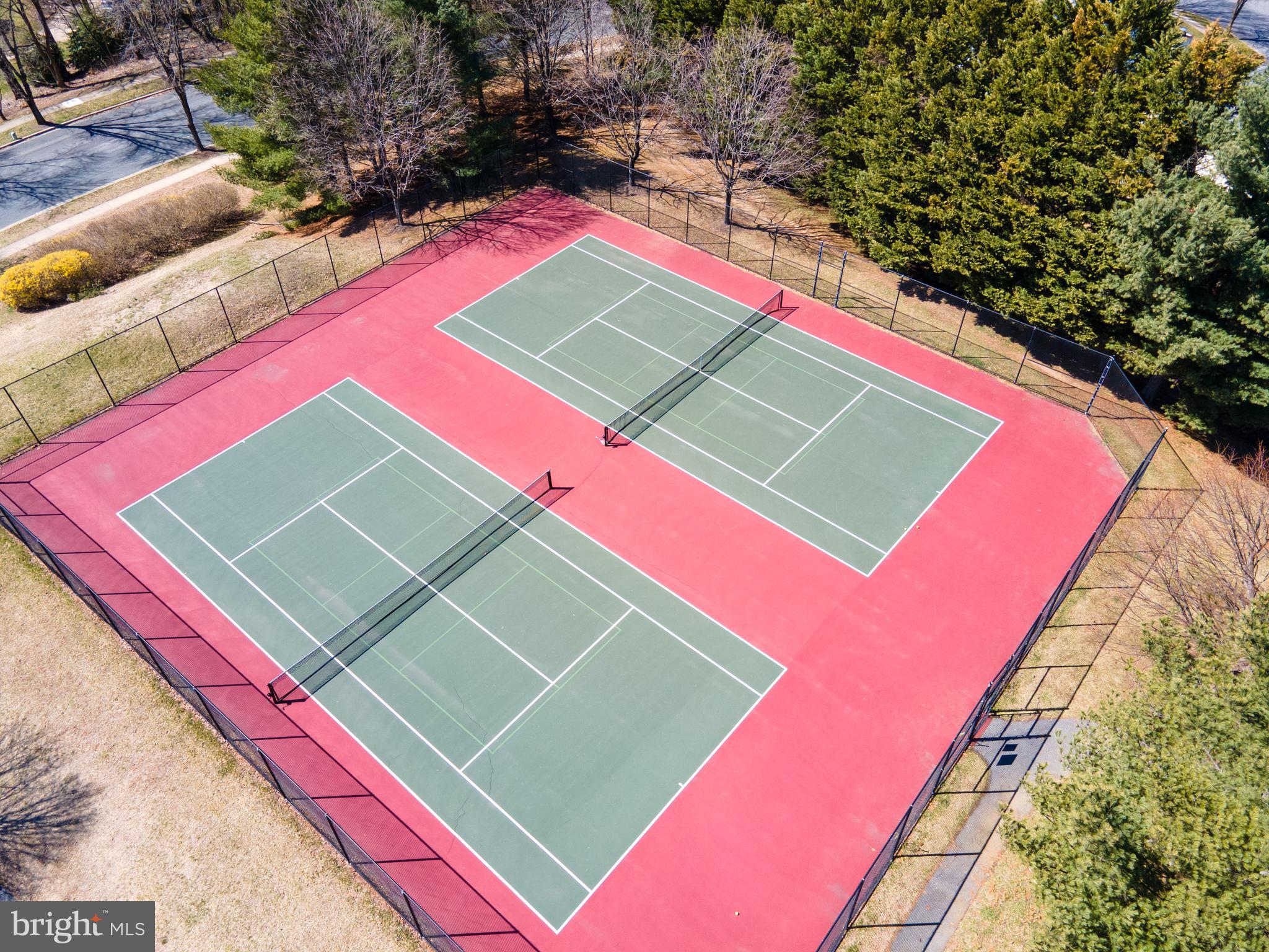 CHAPMAN FARM - Residential