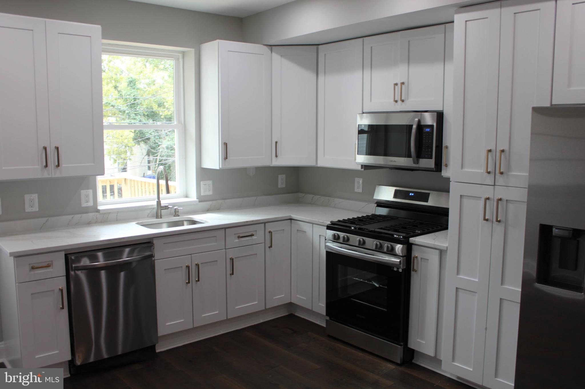 WAVERLY - Residential