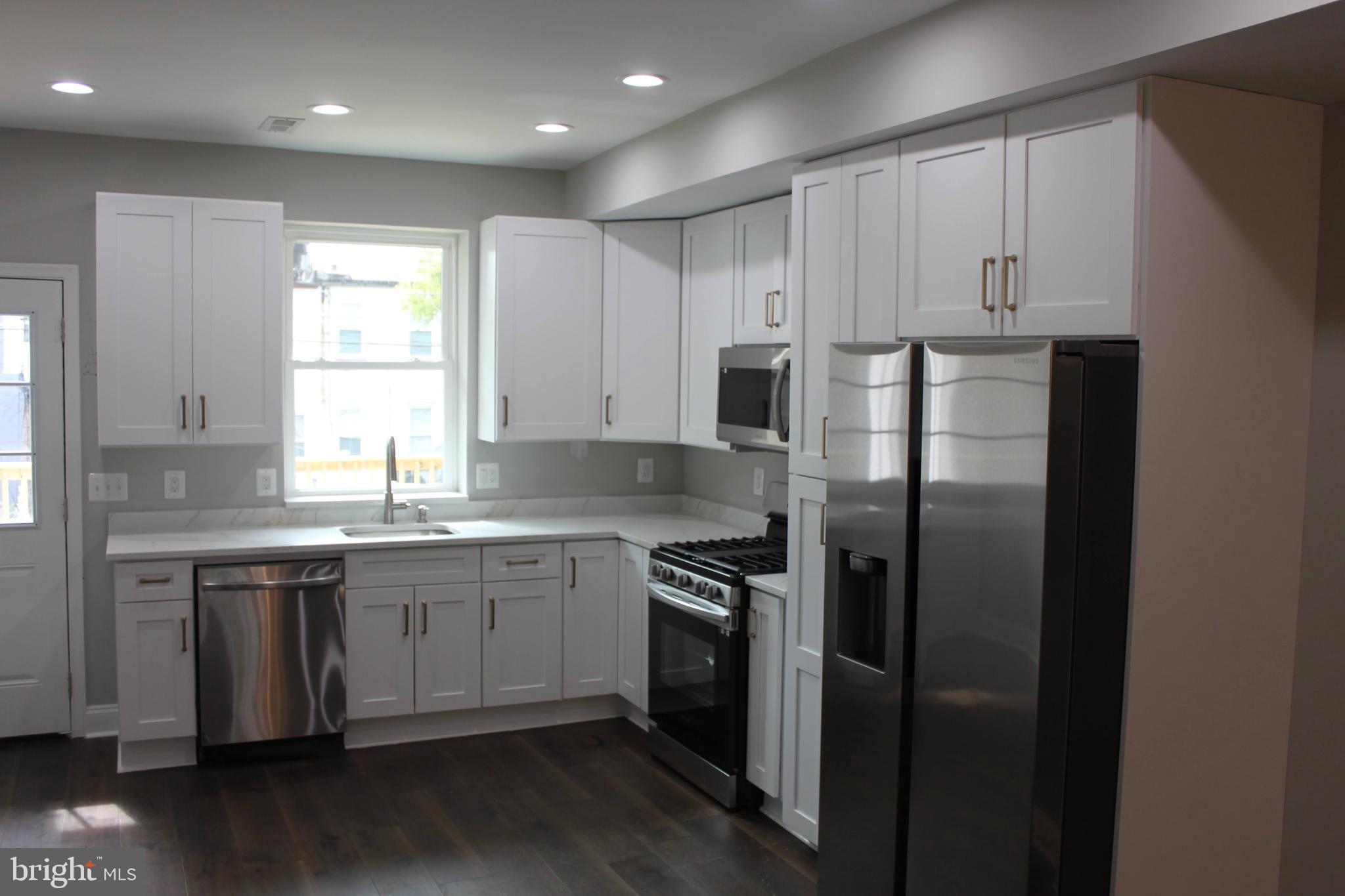 WAVERLY - Residential