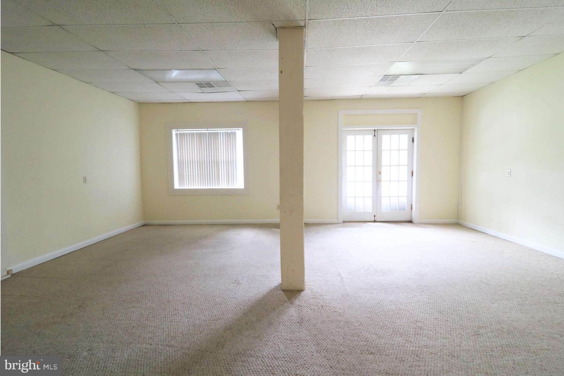 301 W COMMERCE STREET 301