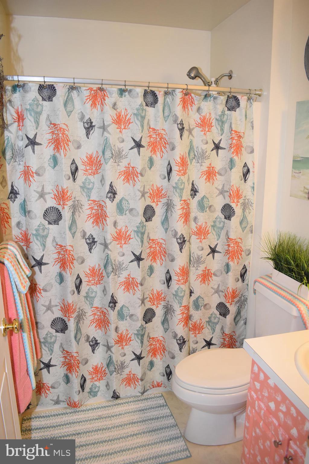 SPRINGDALE VILLAGE - Residential