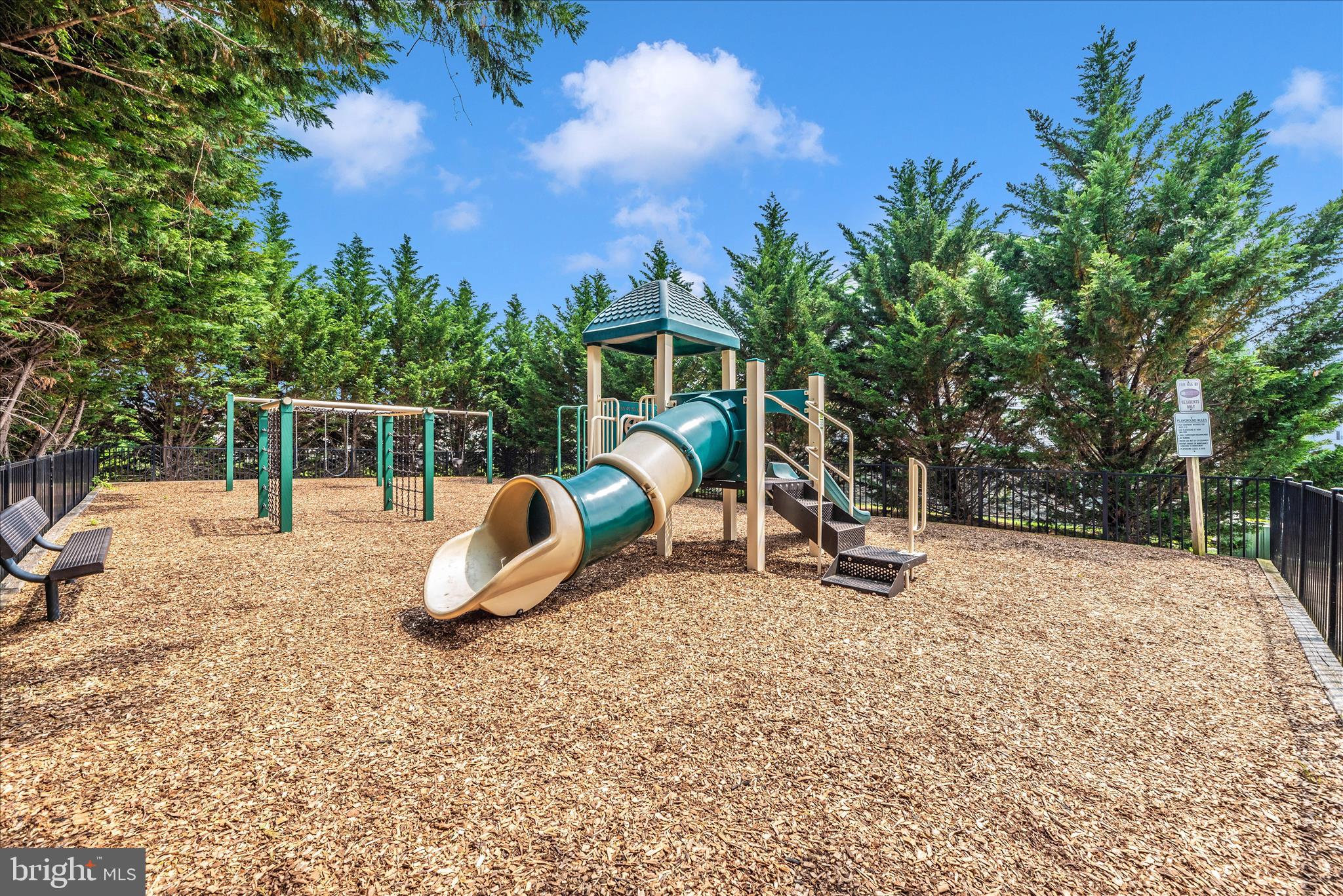 RESERVOIR RIDGE - Residential